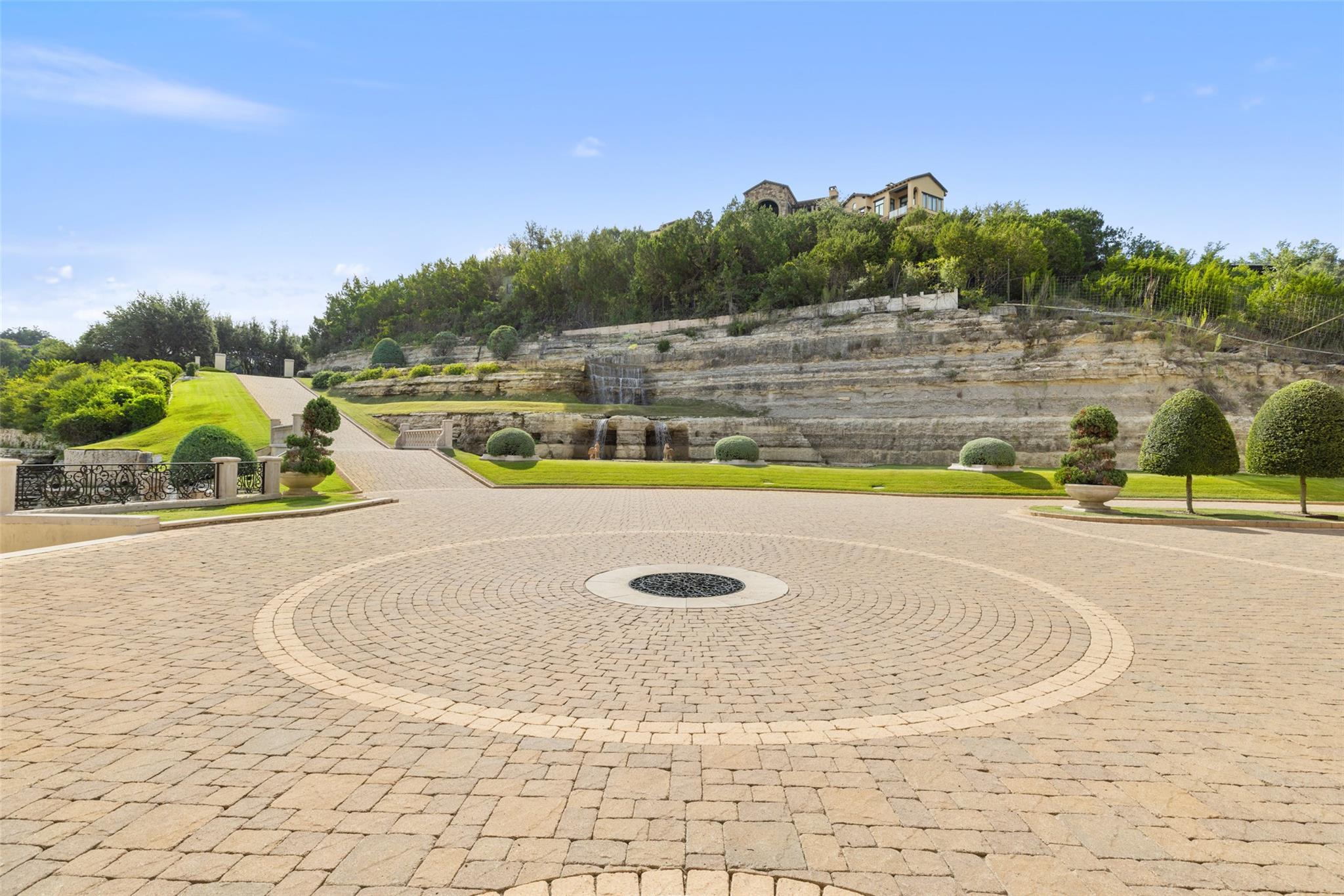 Image 3 of 39 For 12400 Cedar St