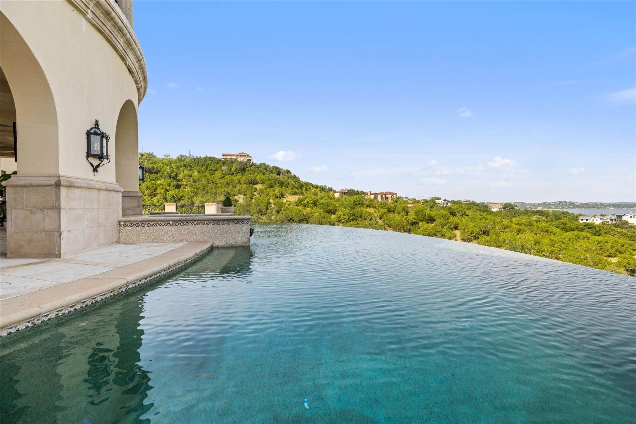 Image 9 of 39 For 12400 Cedar St