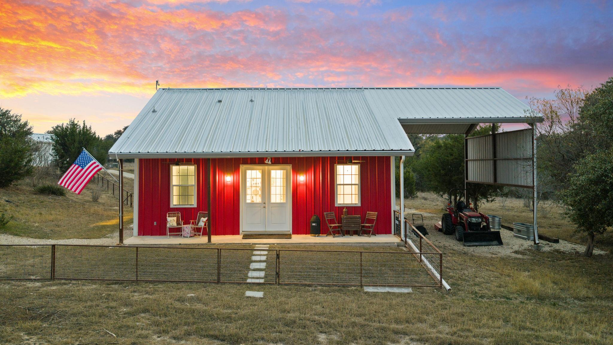 Image 34 of 40 For 452 Southwick Ranch Rd