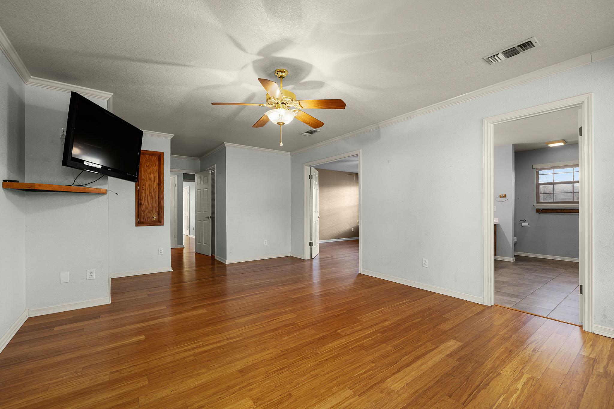 Image 18 of 40 For 29344 Fm 3009