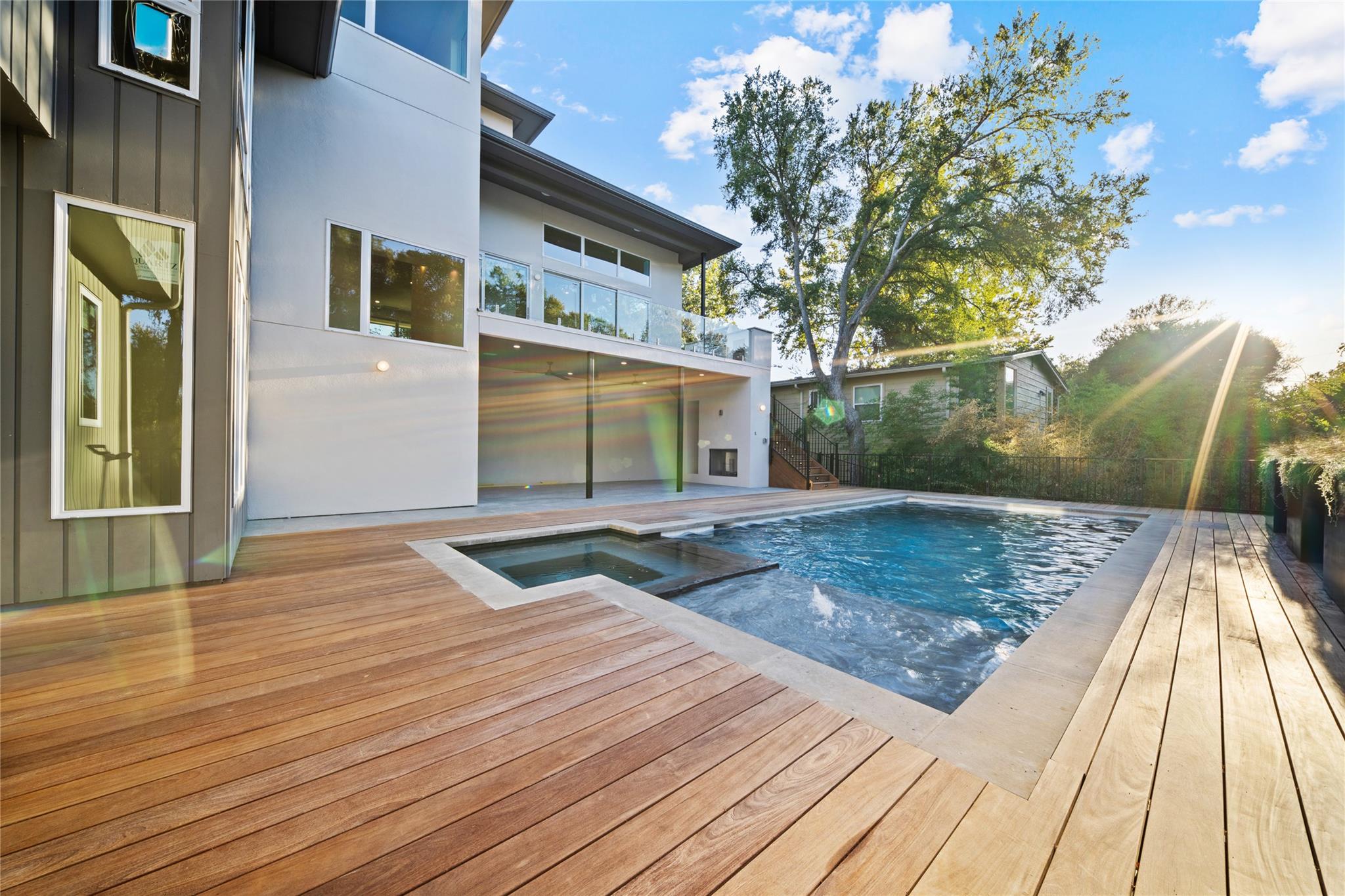 Image 34 of 38 For 2904 Westhill Dr