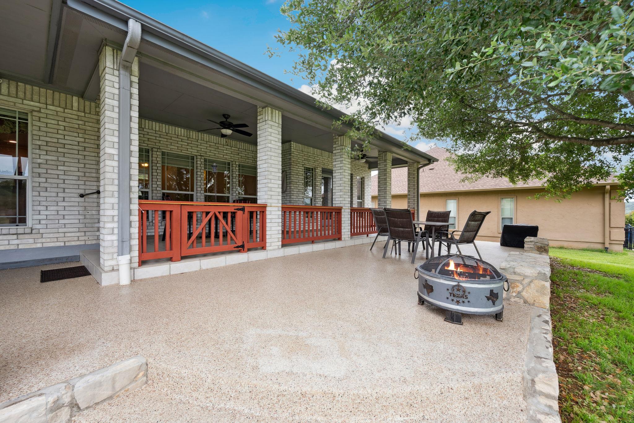 Image 18 of 27 For 460 Shayla Ln