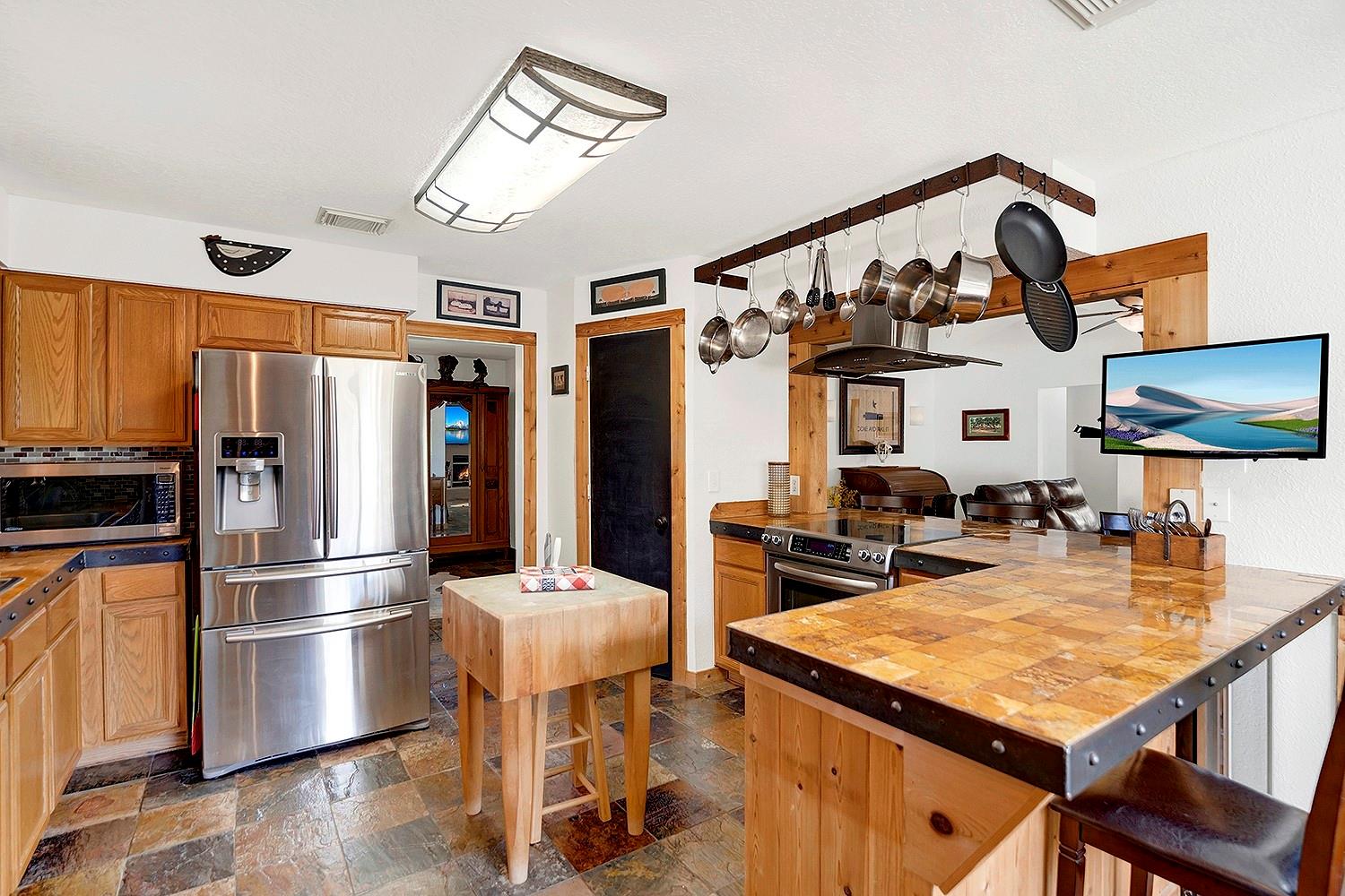 Image 10 of 39 For 1106 Amanda  