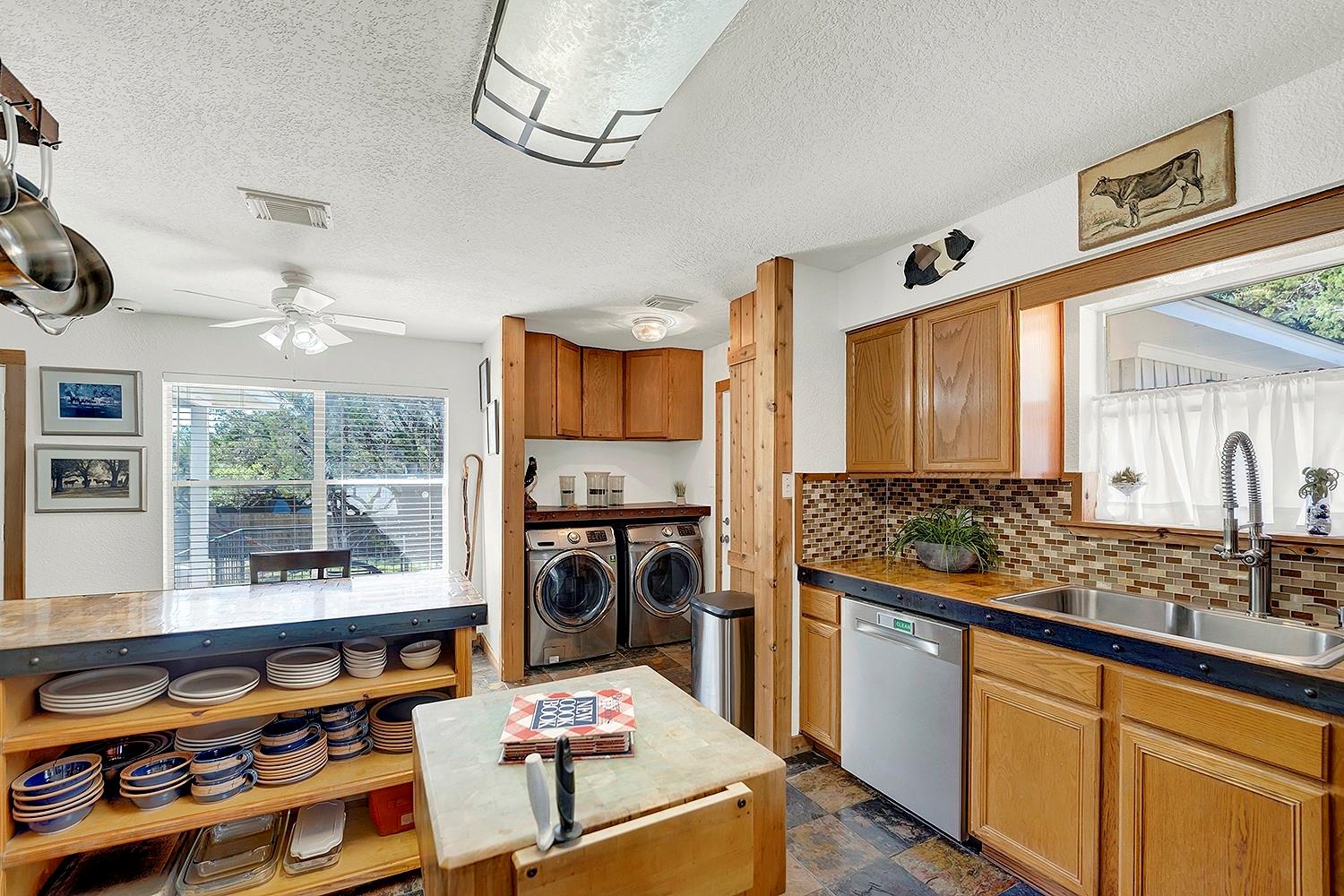 Image 14 of 39 For 1106 Amanda  