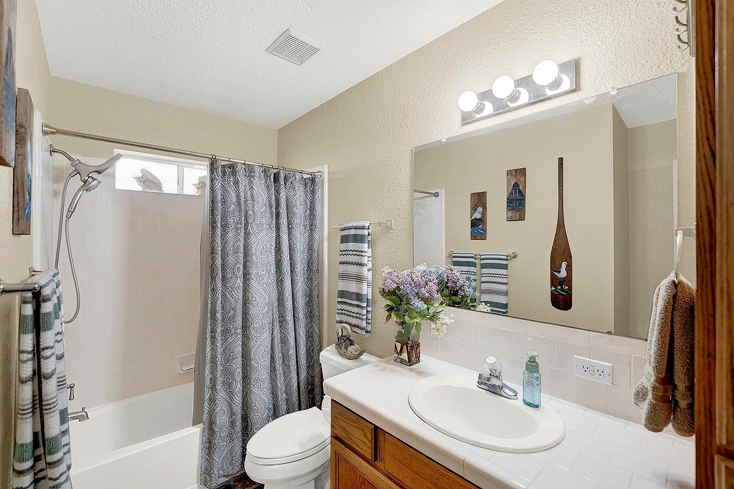 Image 21 of 39 For 1106 Amanda  