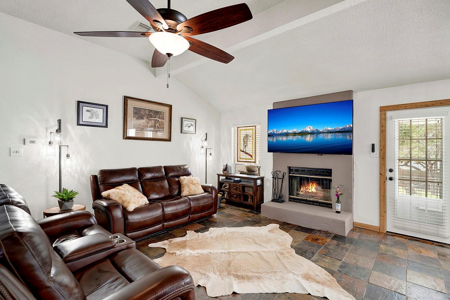 Image 6 of 39 For 1106 Amanda  