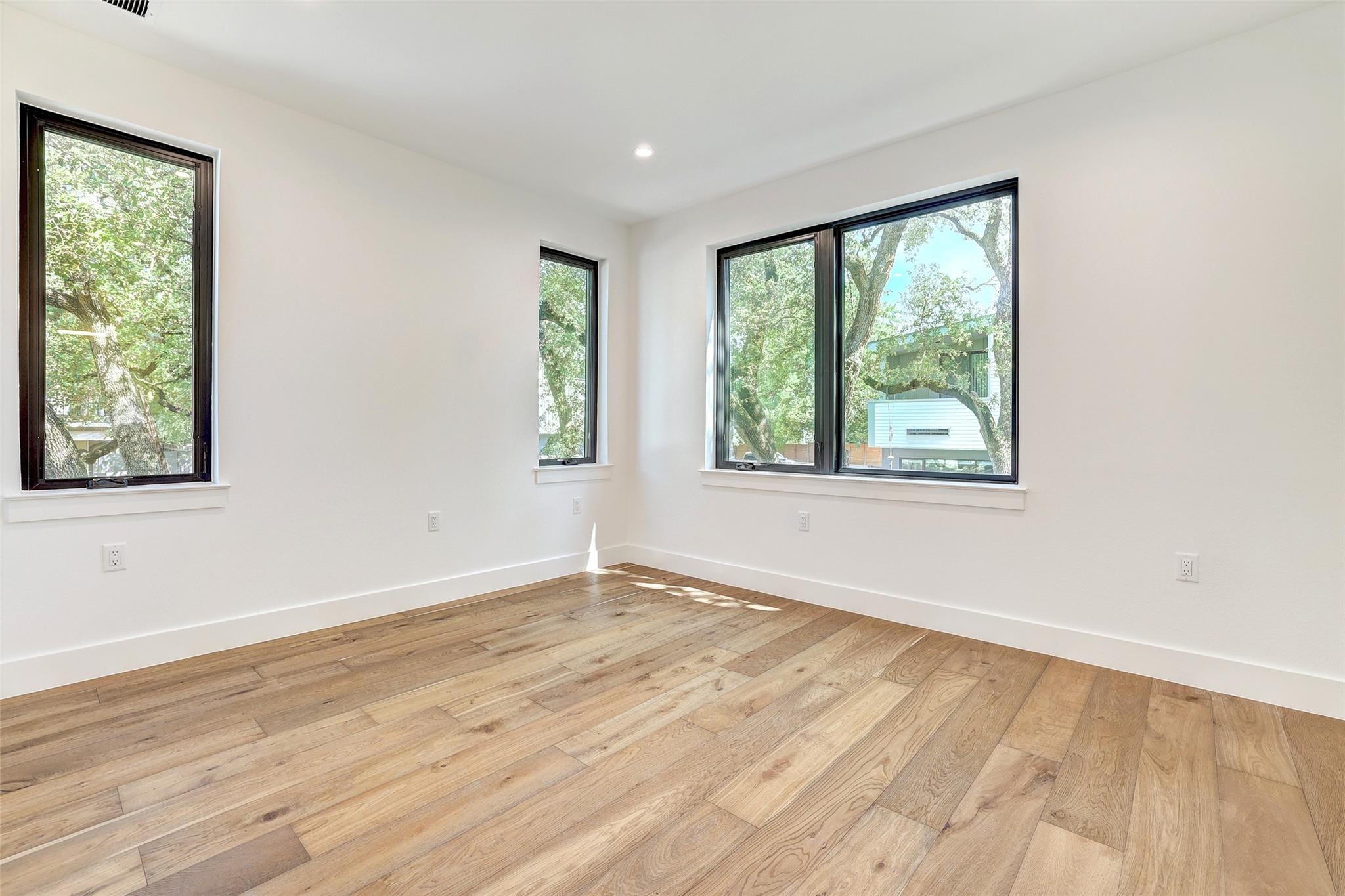 Image 28 of 34 For 3208 Clawson Rd 3b