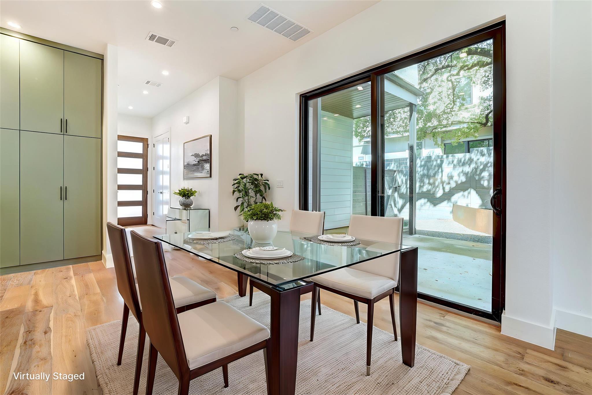 Image 9 of 34 For 3208 Clawson Rd 3b