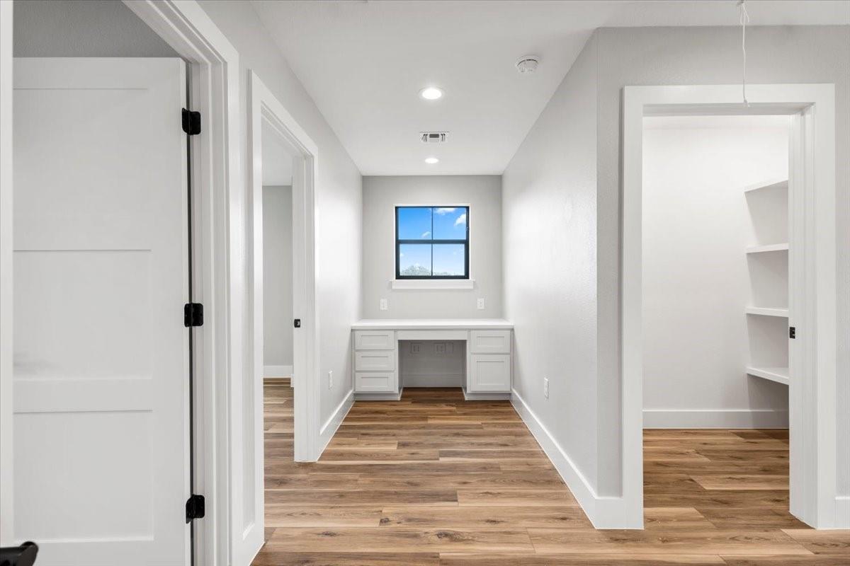 Image 22 of 32 For 203 Avenue J