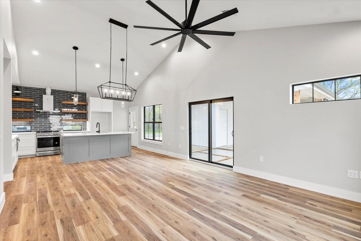 Image 7 of 32 For 203 Avenue J