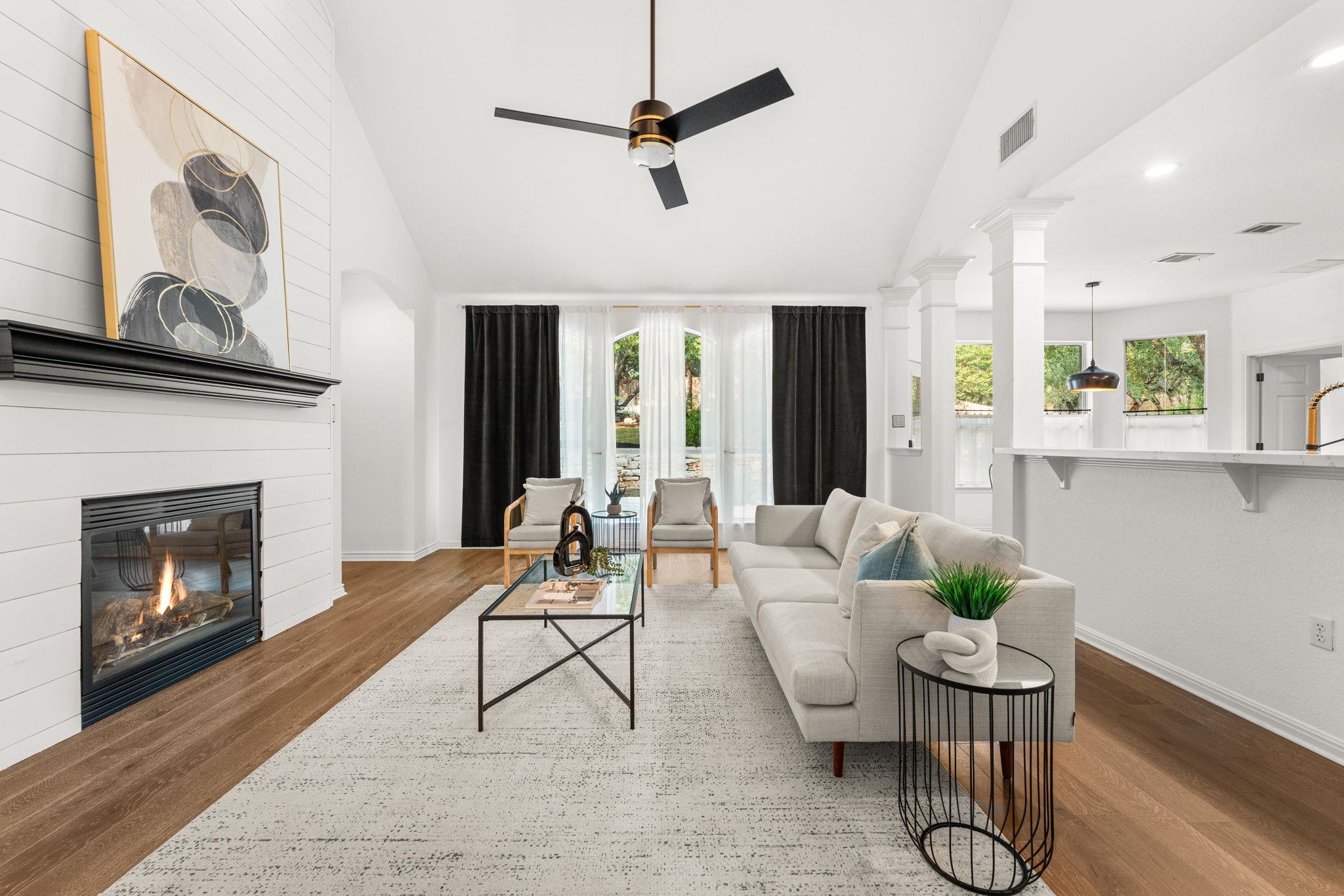 Image 11 of 30 For 13300 Country Lake Dr