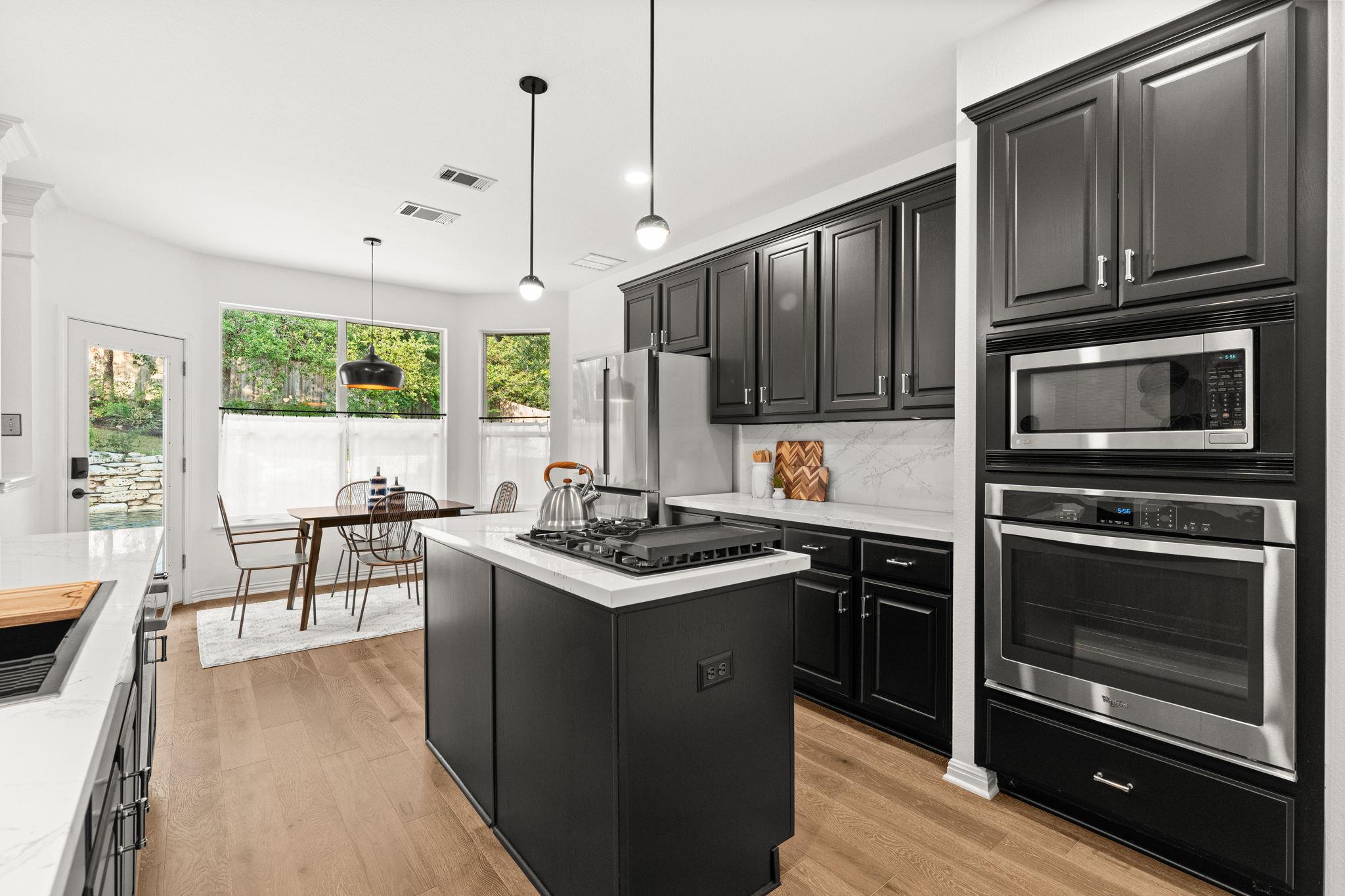 Image 13 of 30 For 13300 Country Lake Dr