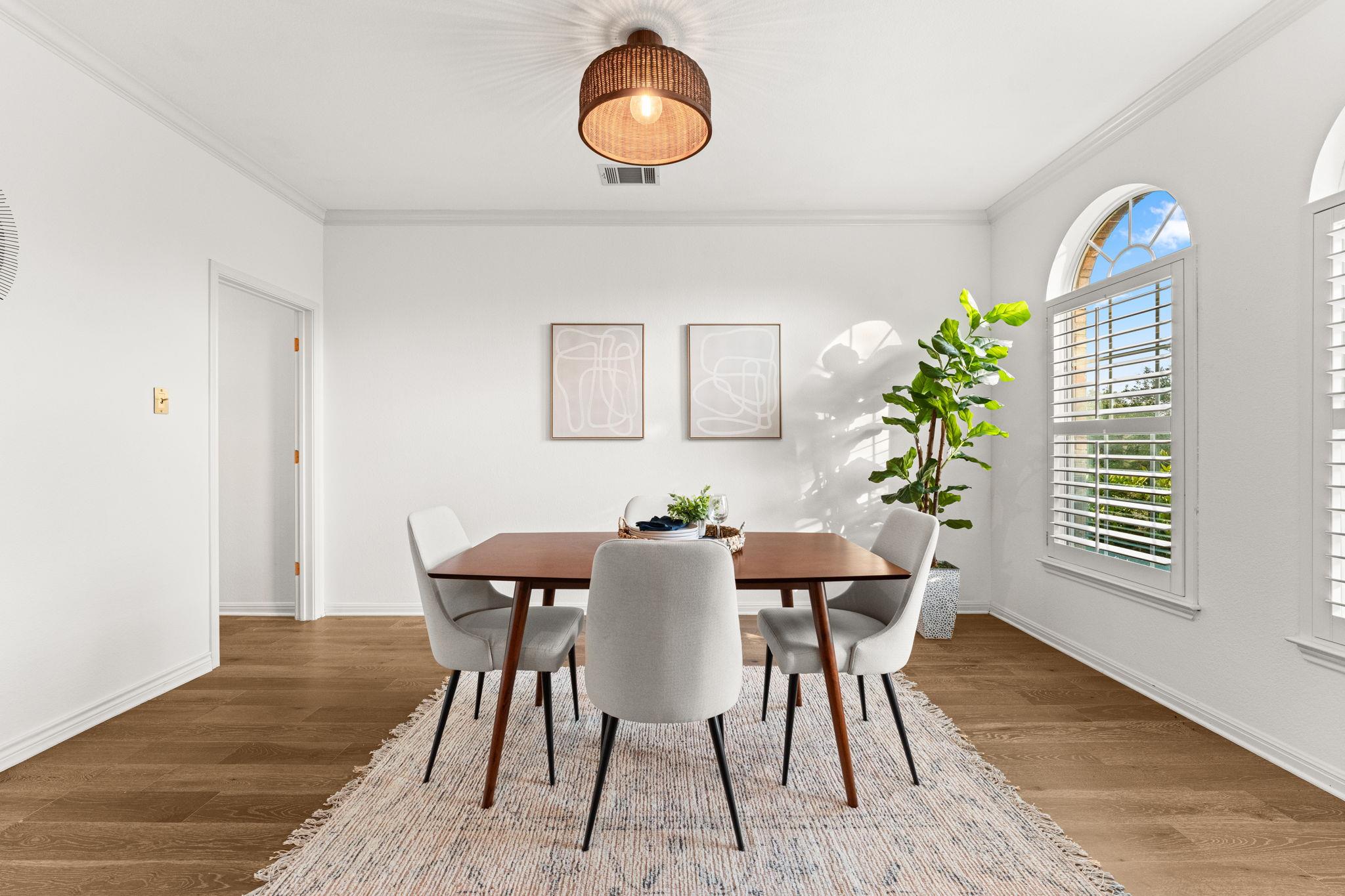 Image 6 of 30 For 13300 Country Lake Dr