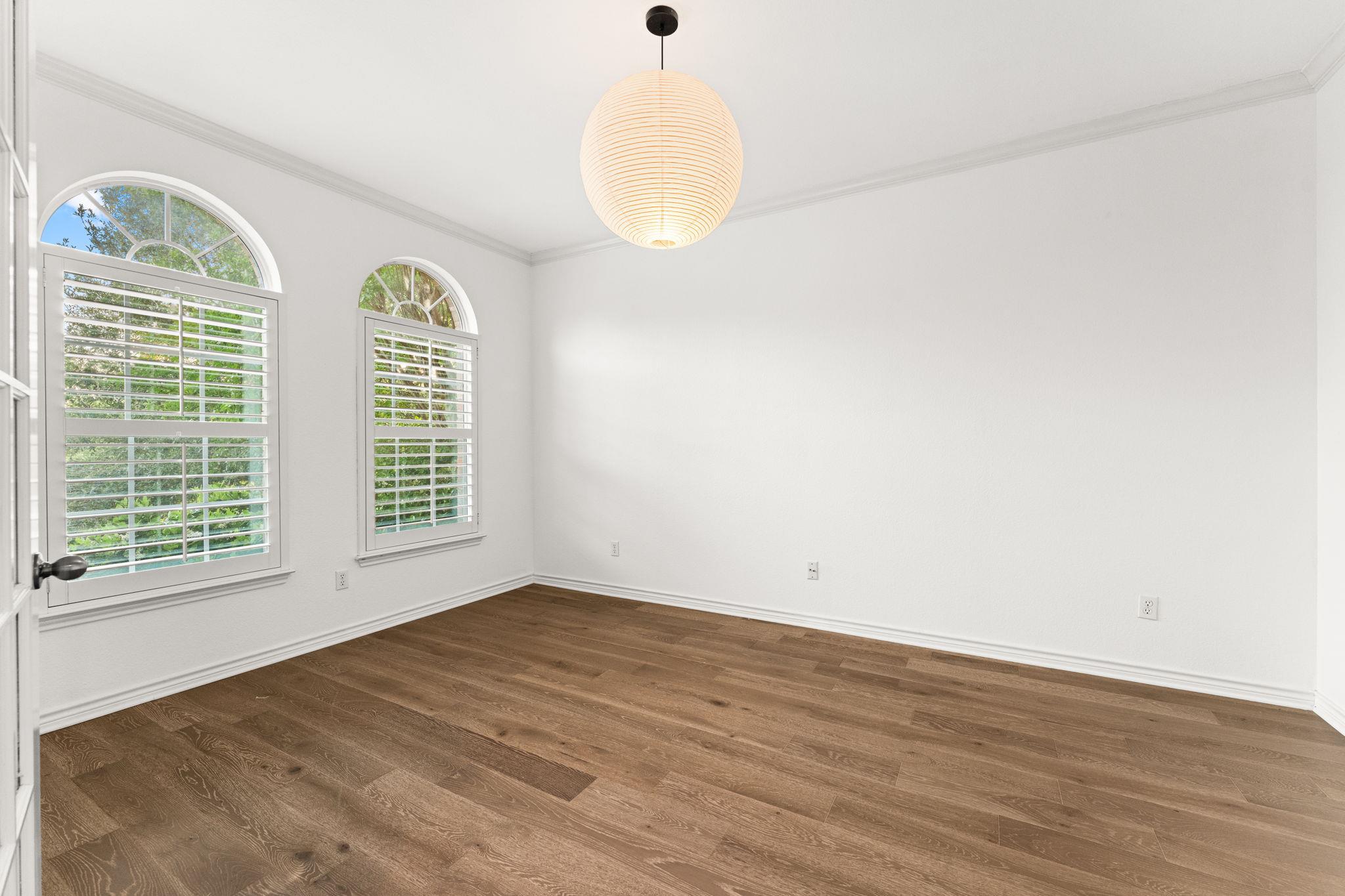 Image 7 of 30 For 13300 Country Lake Dr