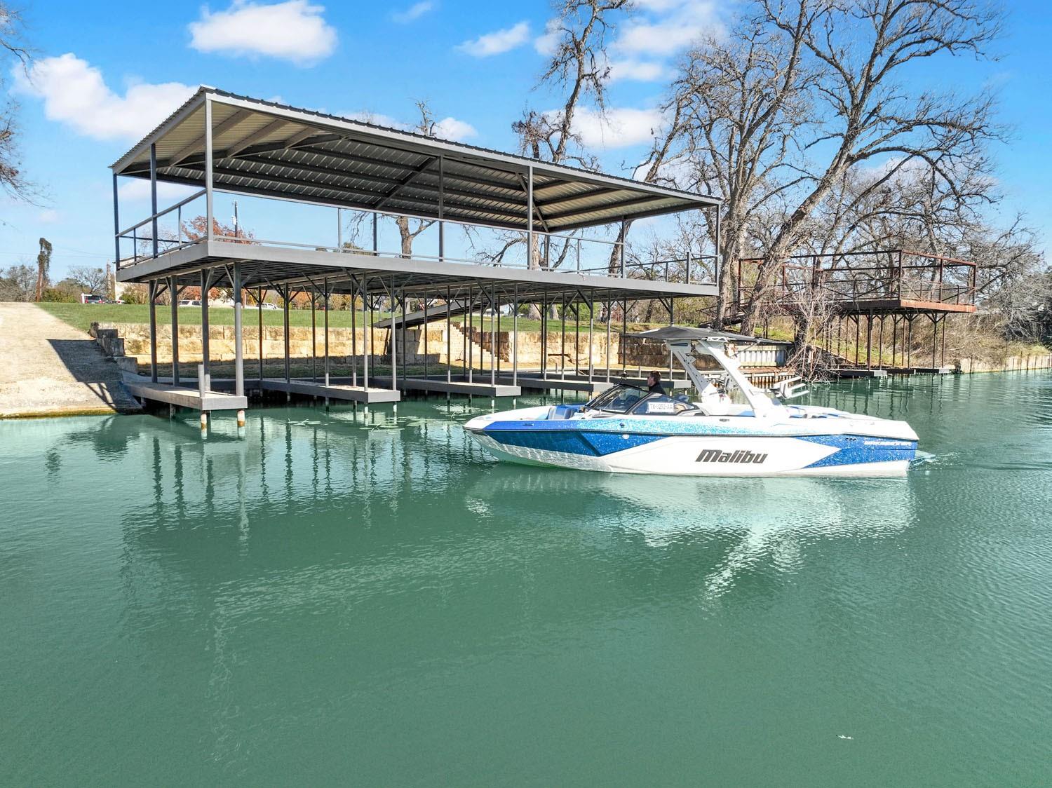 Image 3 of 15 For 240 Rio Dr