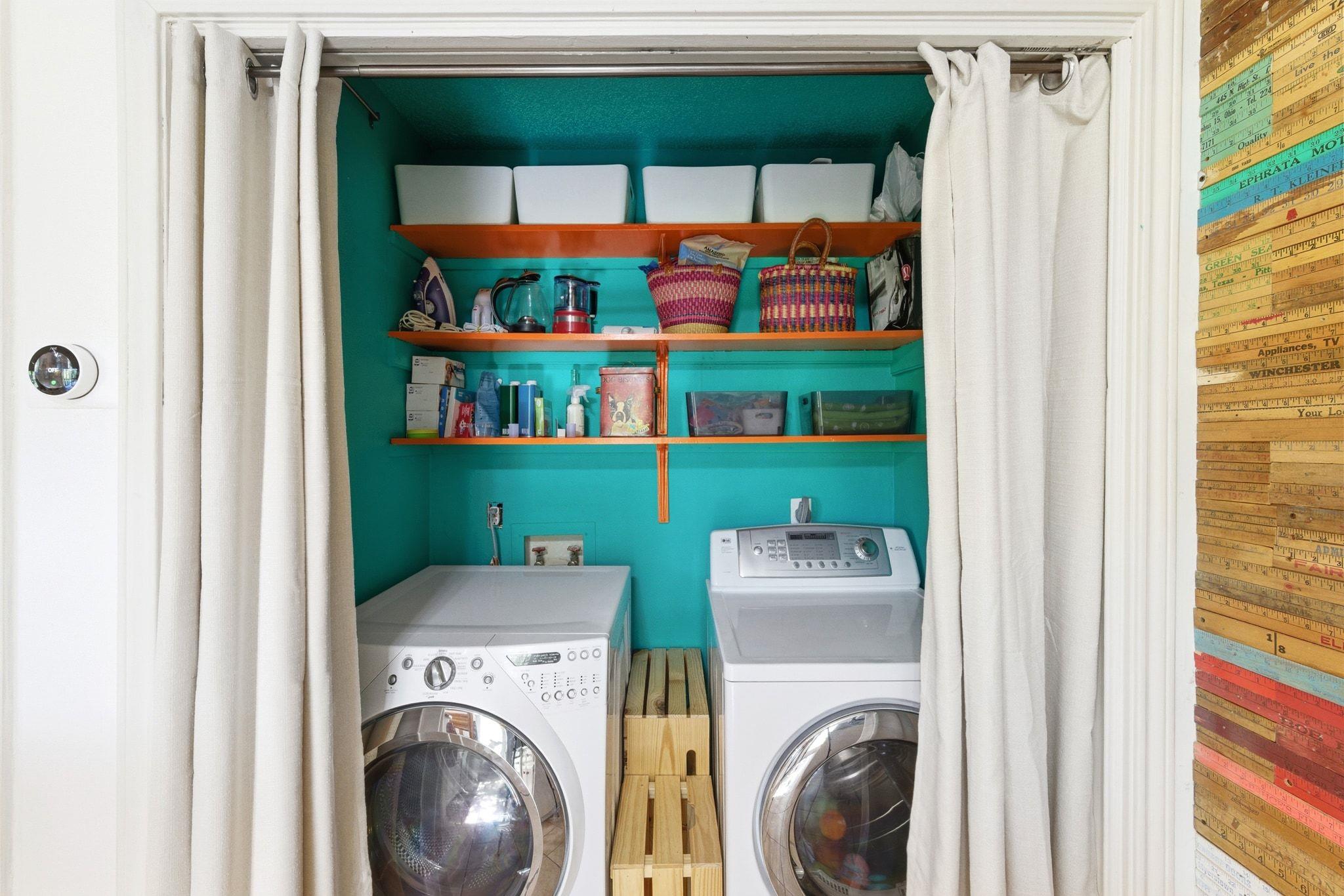 Image 16 of 36 For 6814 Old Quarry Ln