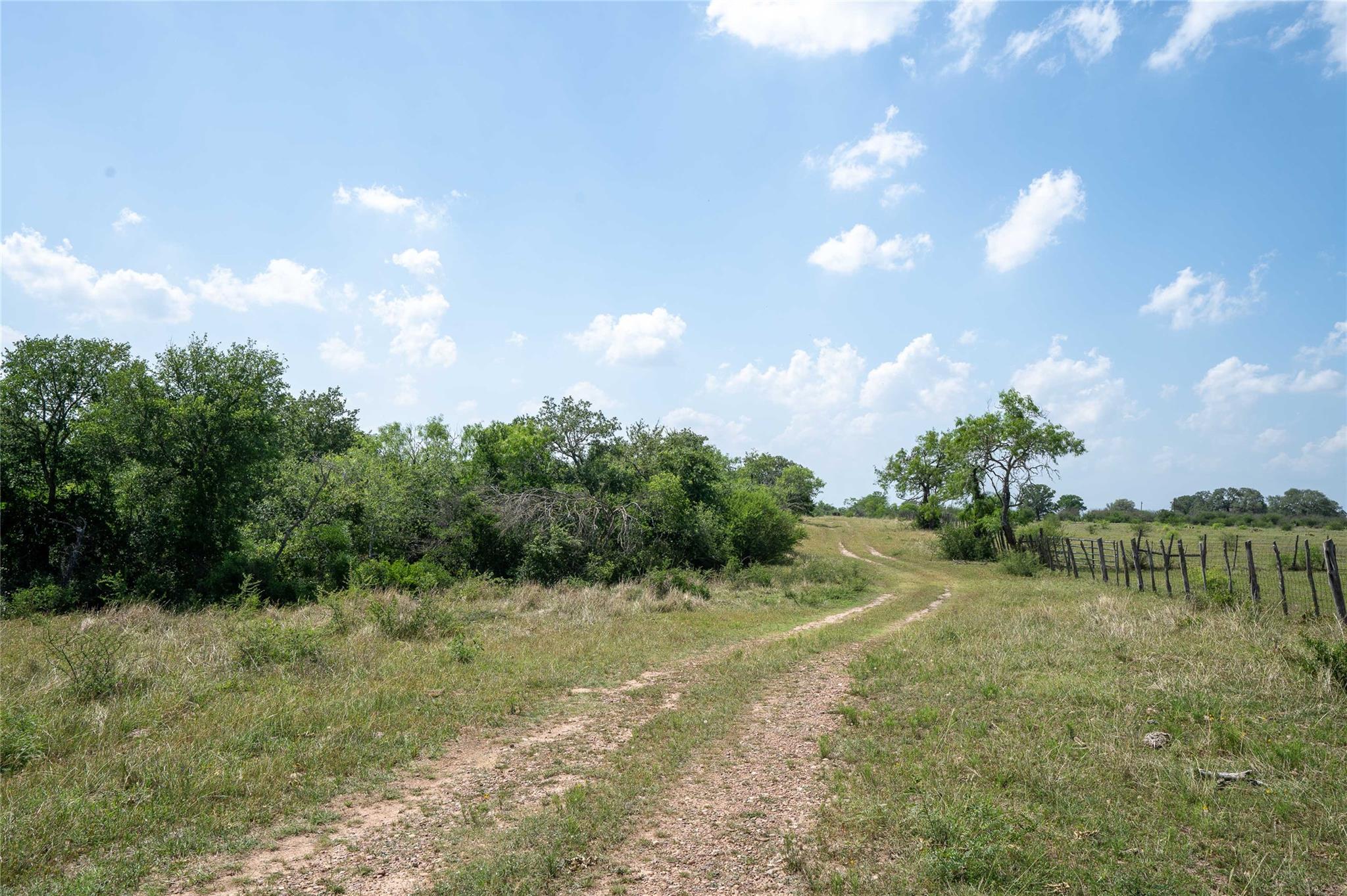 Image 21 of 30 For 00 Gravel Pit Rd