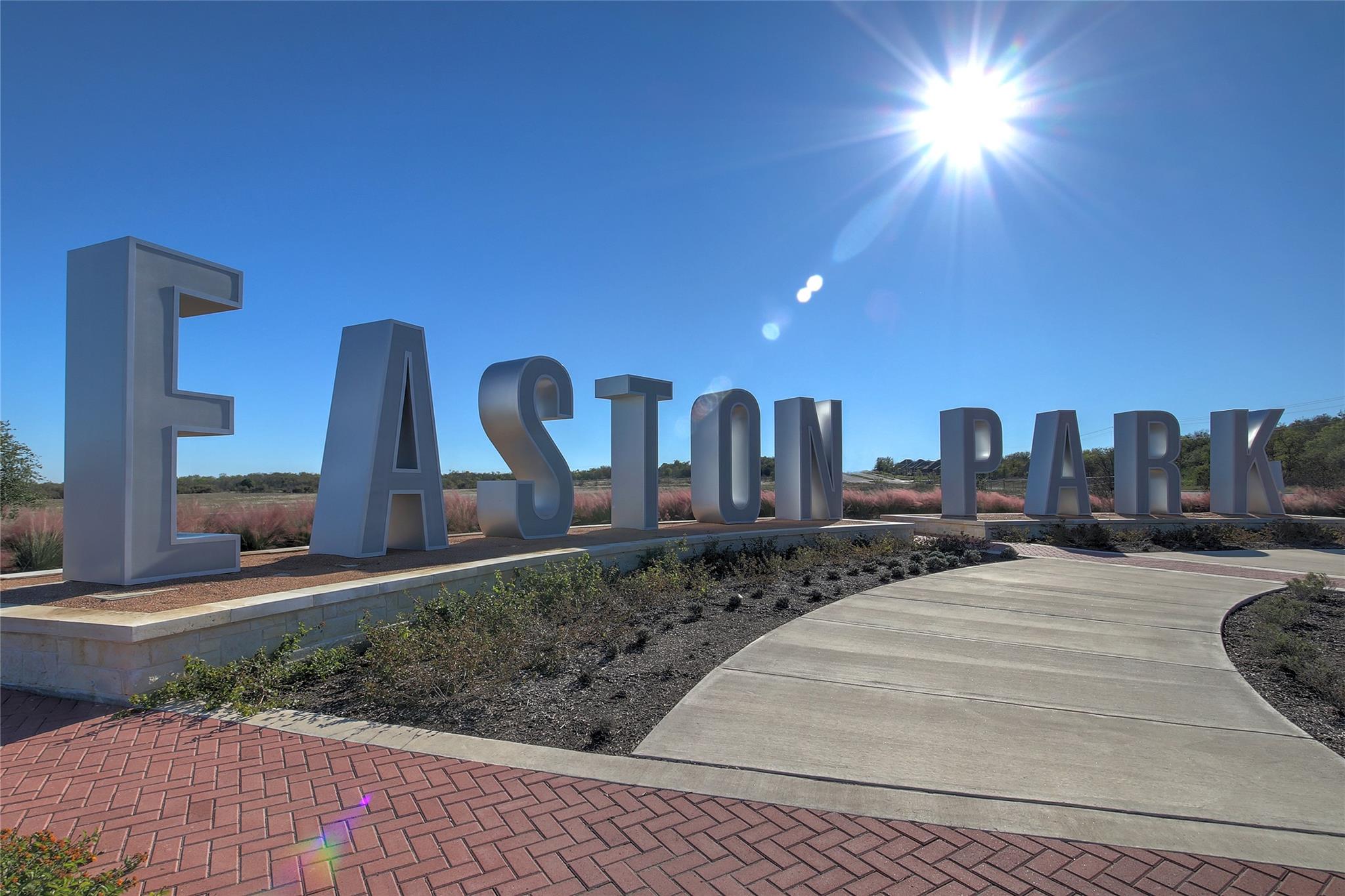 Image 3 of 12 For 9512 Dingo Dr