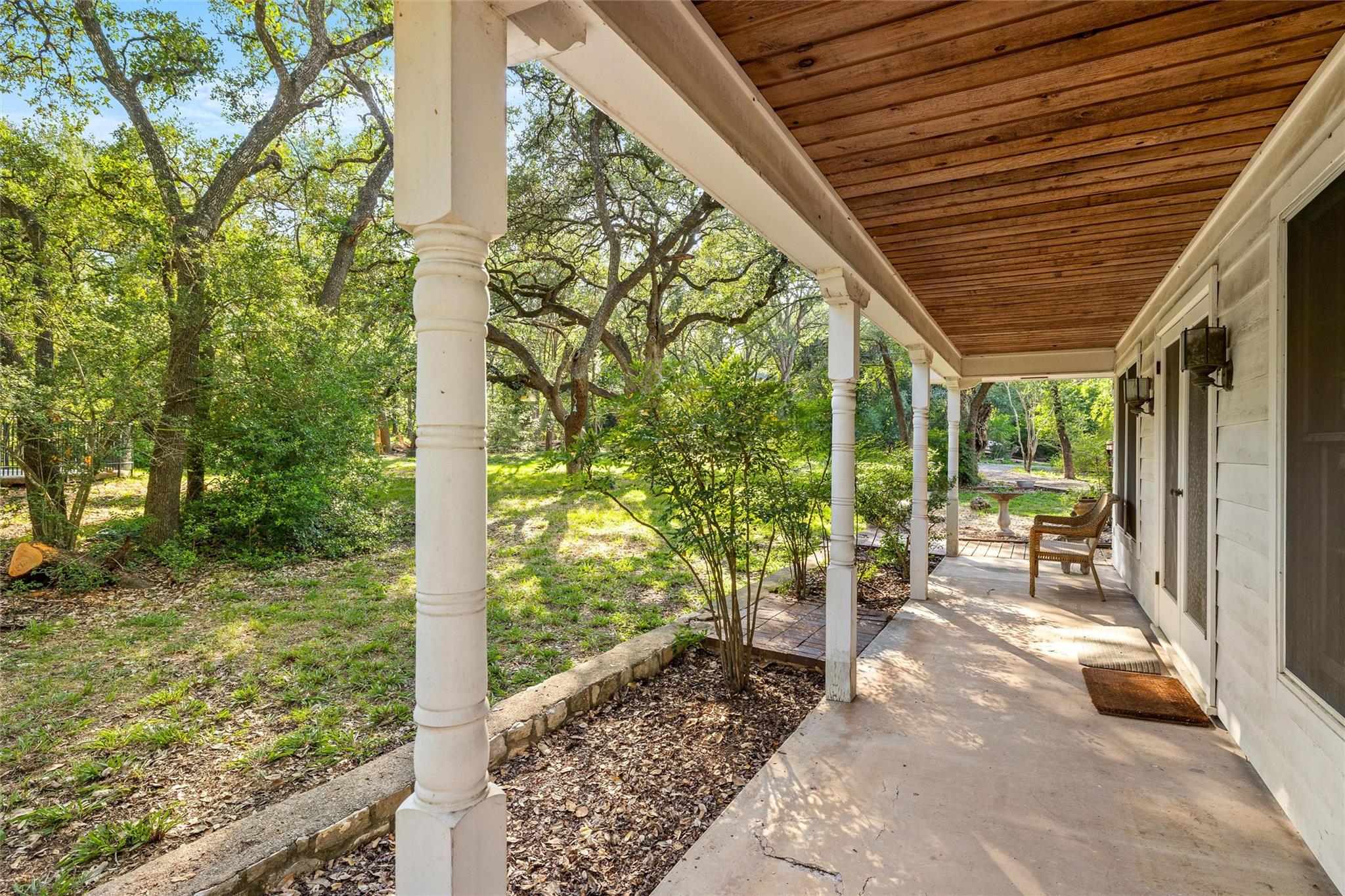 Image 7 of 26 For 4101 Spicewood Springs Rd