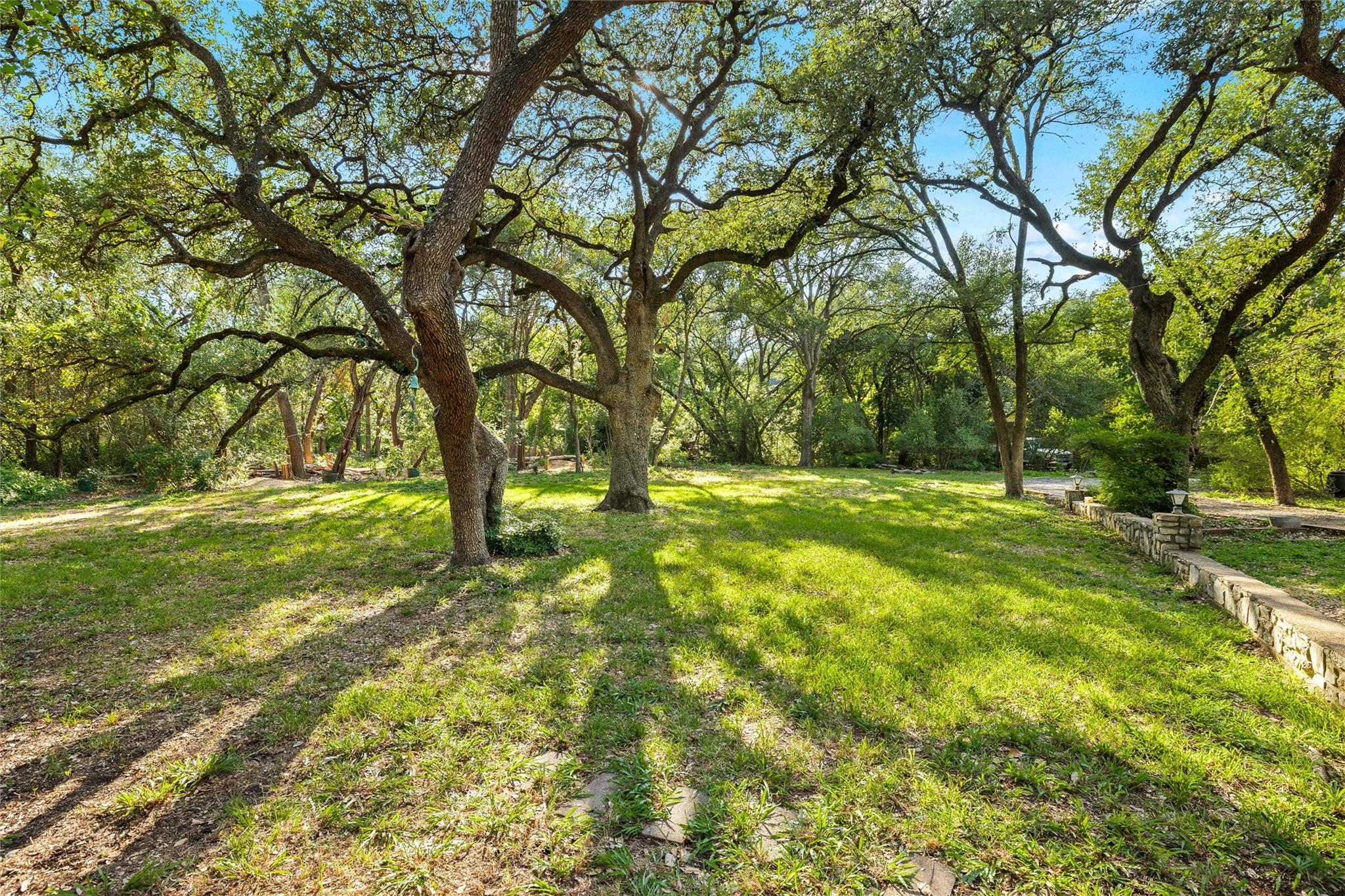 Image 8 of 26 For 4101 Spicewood Springs Rd