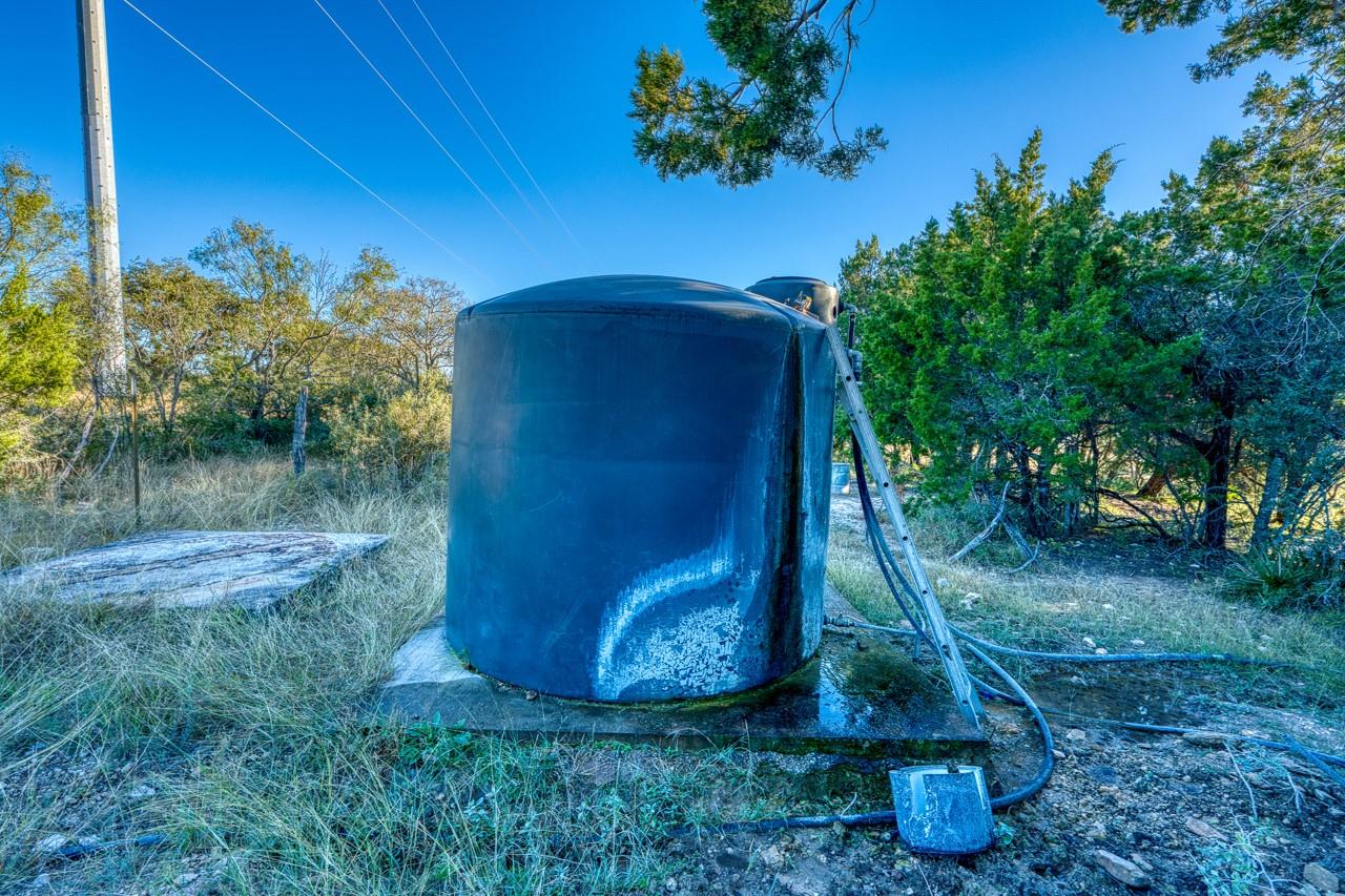 Image 28 of 37 For 32901 Texas Hwy 55