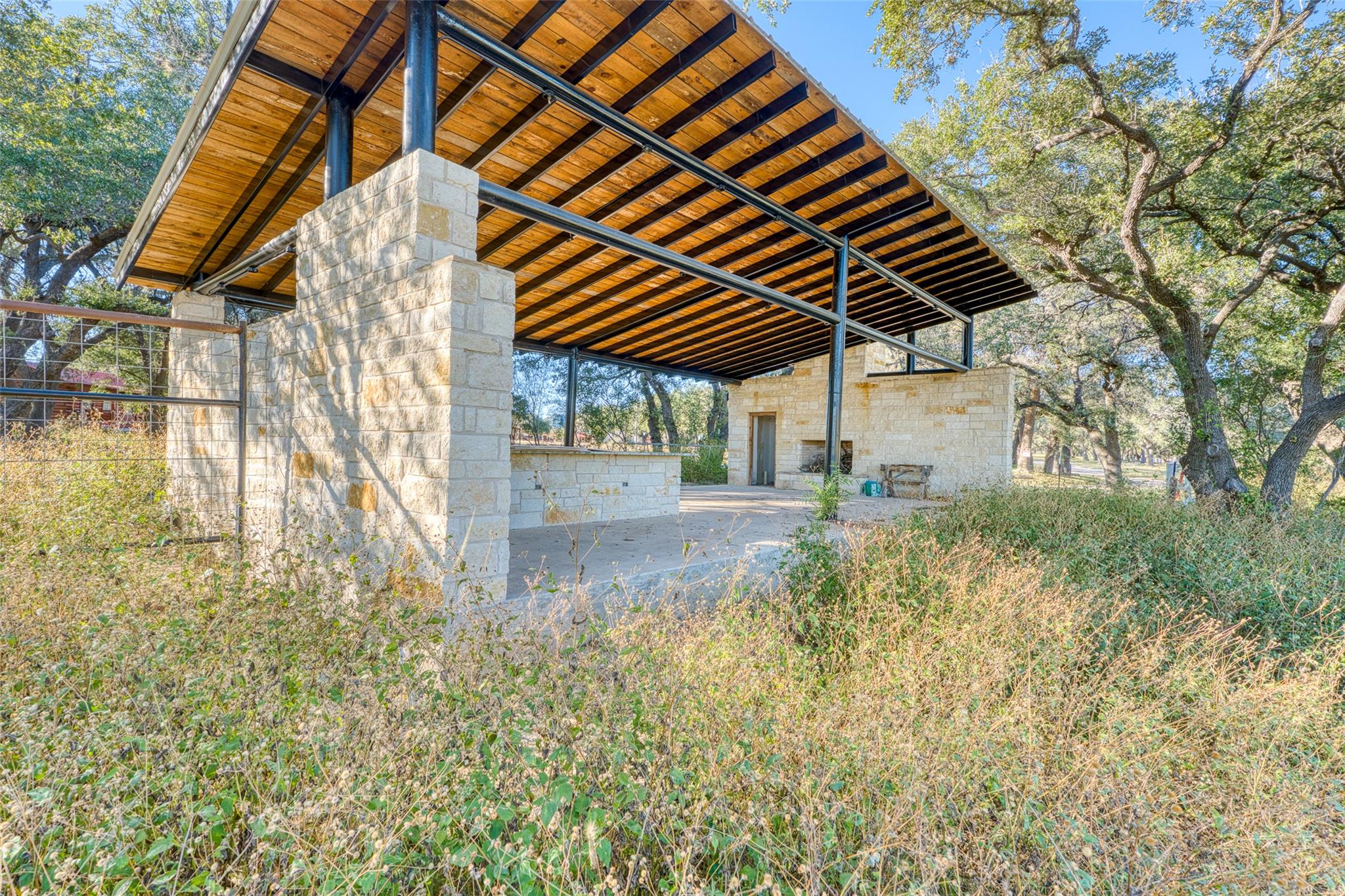 Image 34 of 37 For 32901 Texas Hwy 55