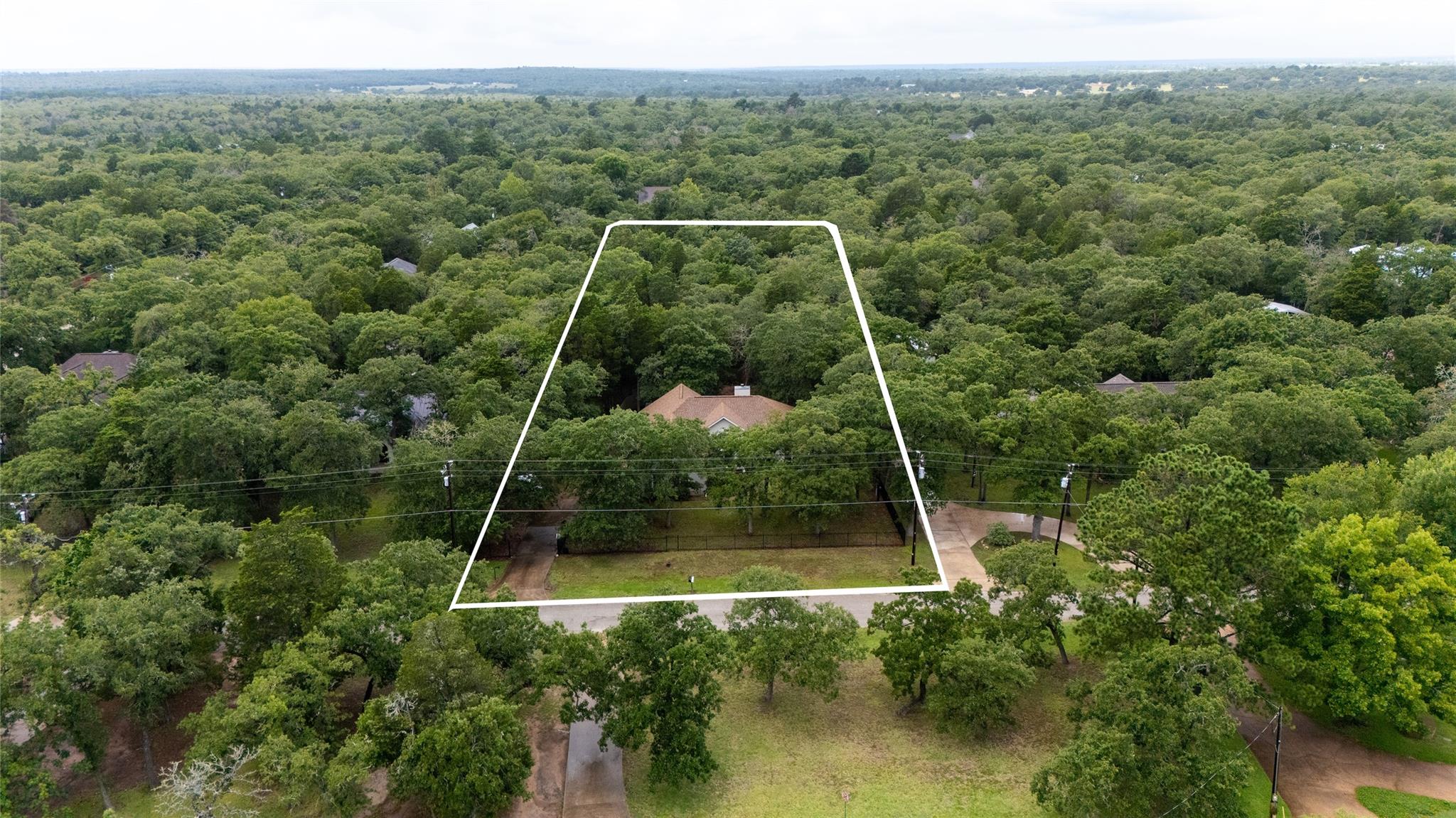 Details for 230 Cedar Hills Dr, Elgin, TX 78621