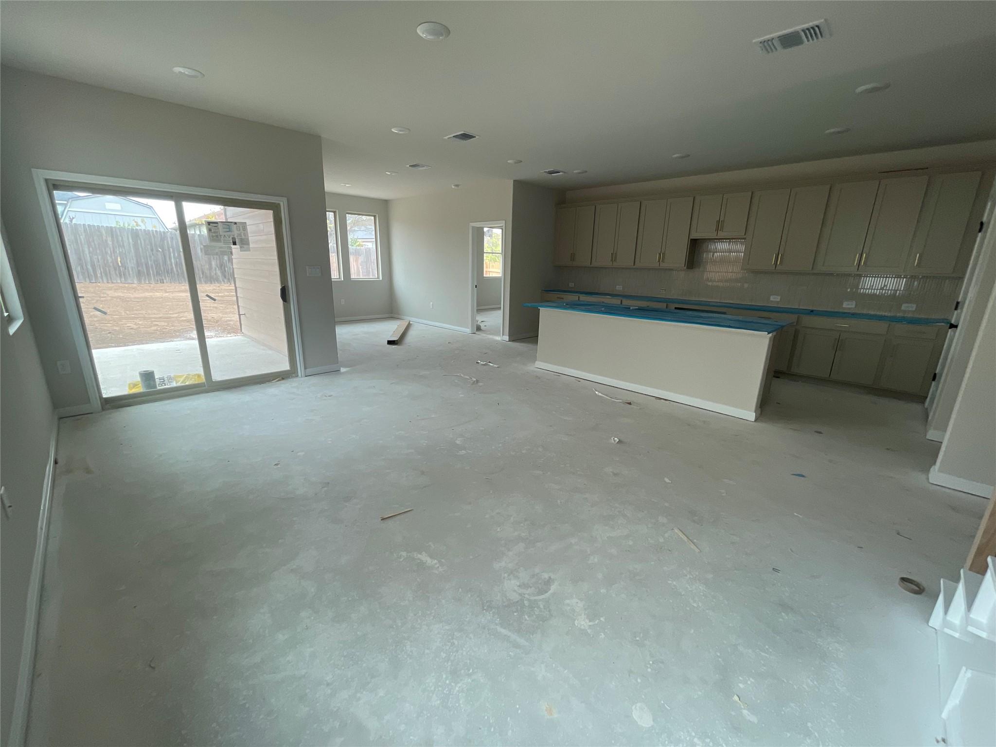 Image 6 of 32 For 609 Palo Brea Loop