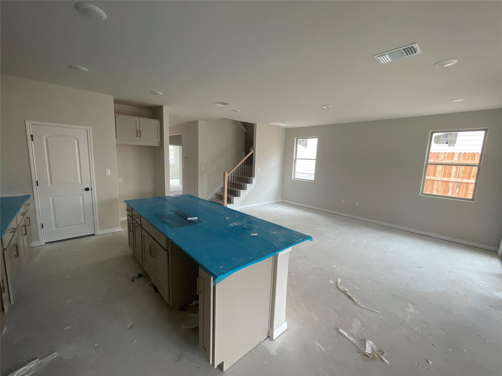 Image 9 of 32 For 609 Palo Brea Loop