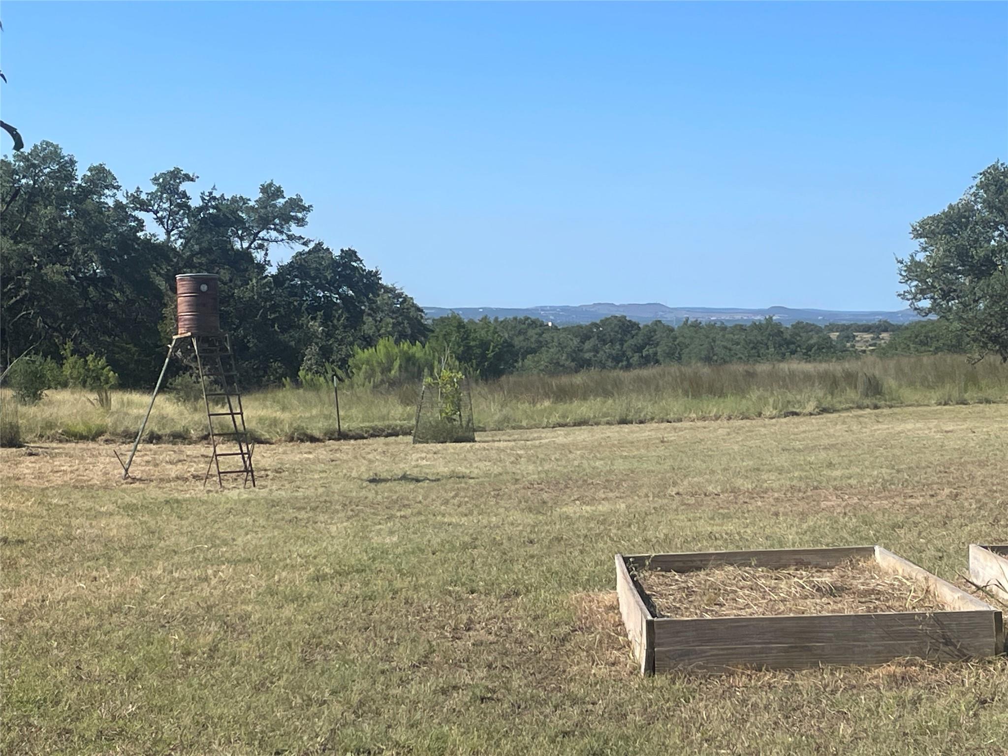 Image 12 of 22 For 428 Summit Spring Ln