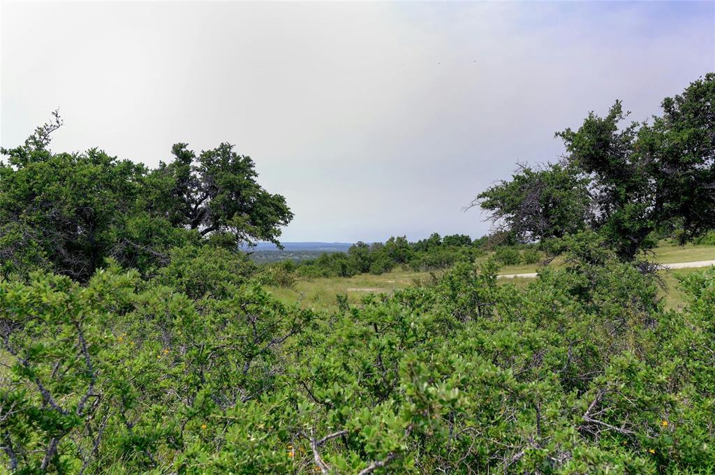 Image 18 of 22 For 428 Summit Spring Ln