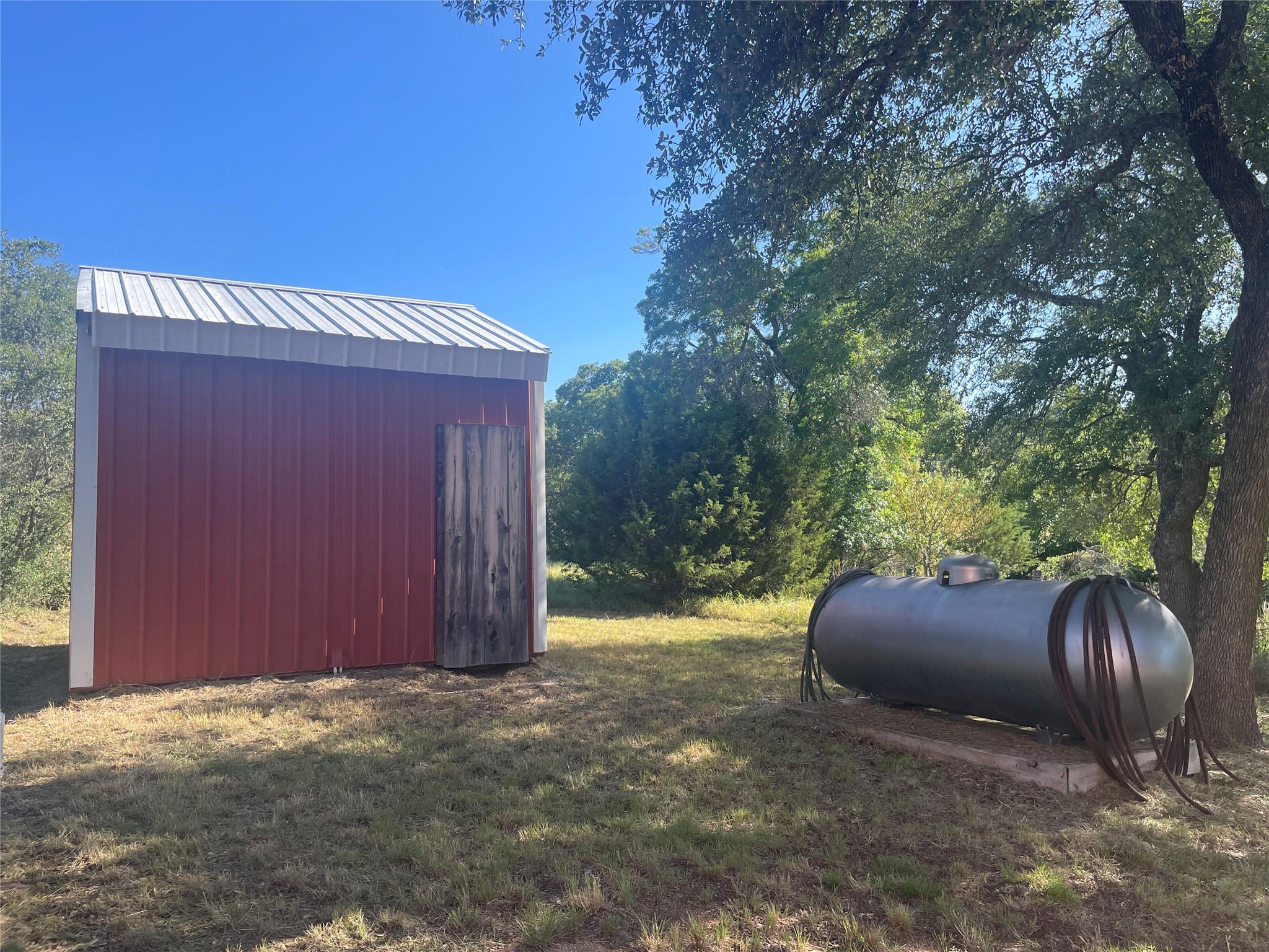 Image 9 of 22 For 428 Summit Spring Ln