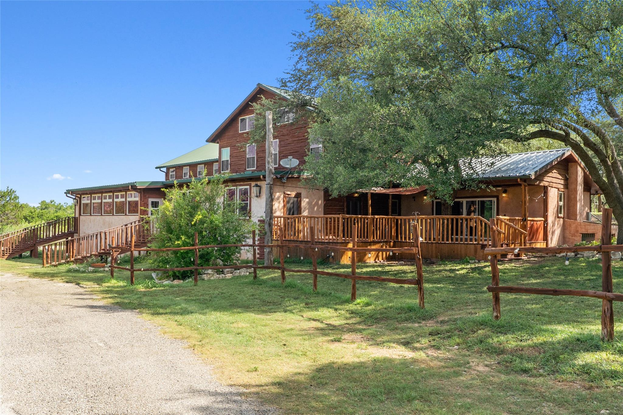 Image 2 of 40 For 4032 Ranch Road 3232