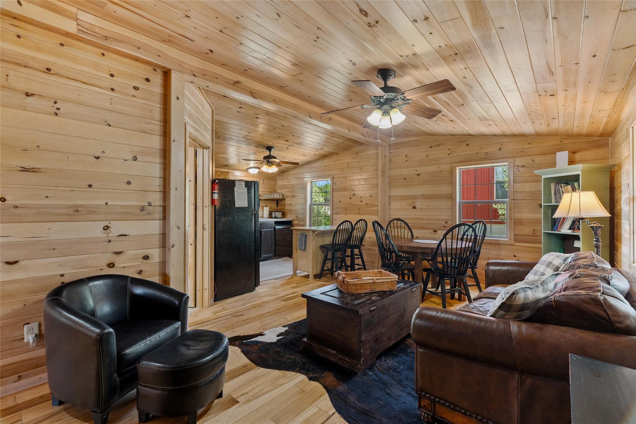 Image 23 of 40 For 4032 Ranch Road 3232