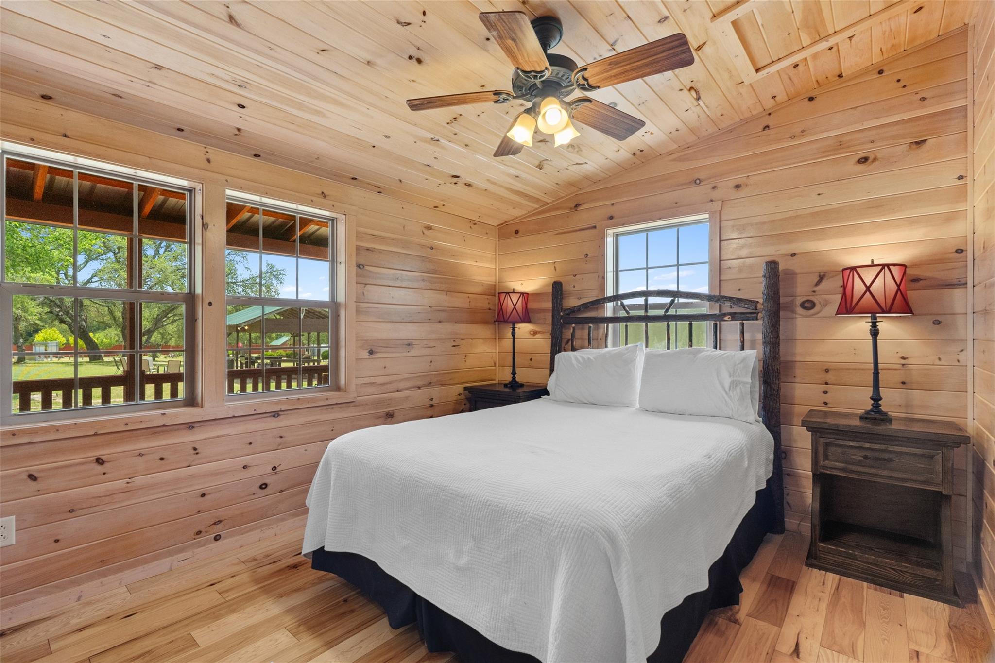 Image 26 of 40 For 4032 Ranch Road 3232