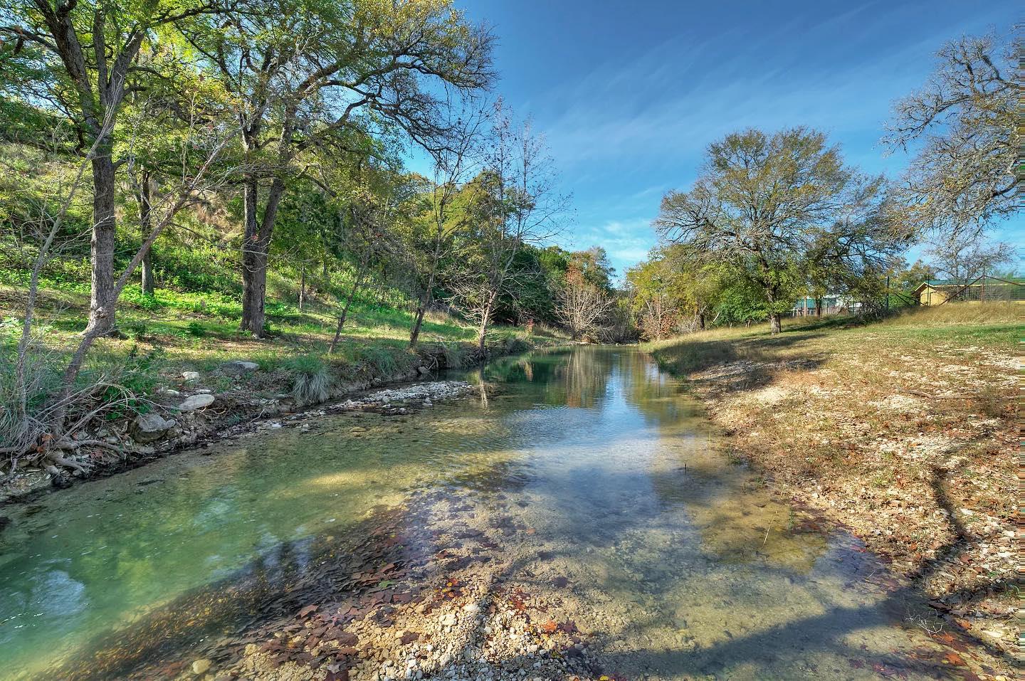 Image 35 of 40 For 4032 Ranch Road 3232
