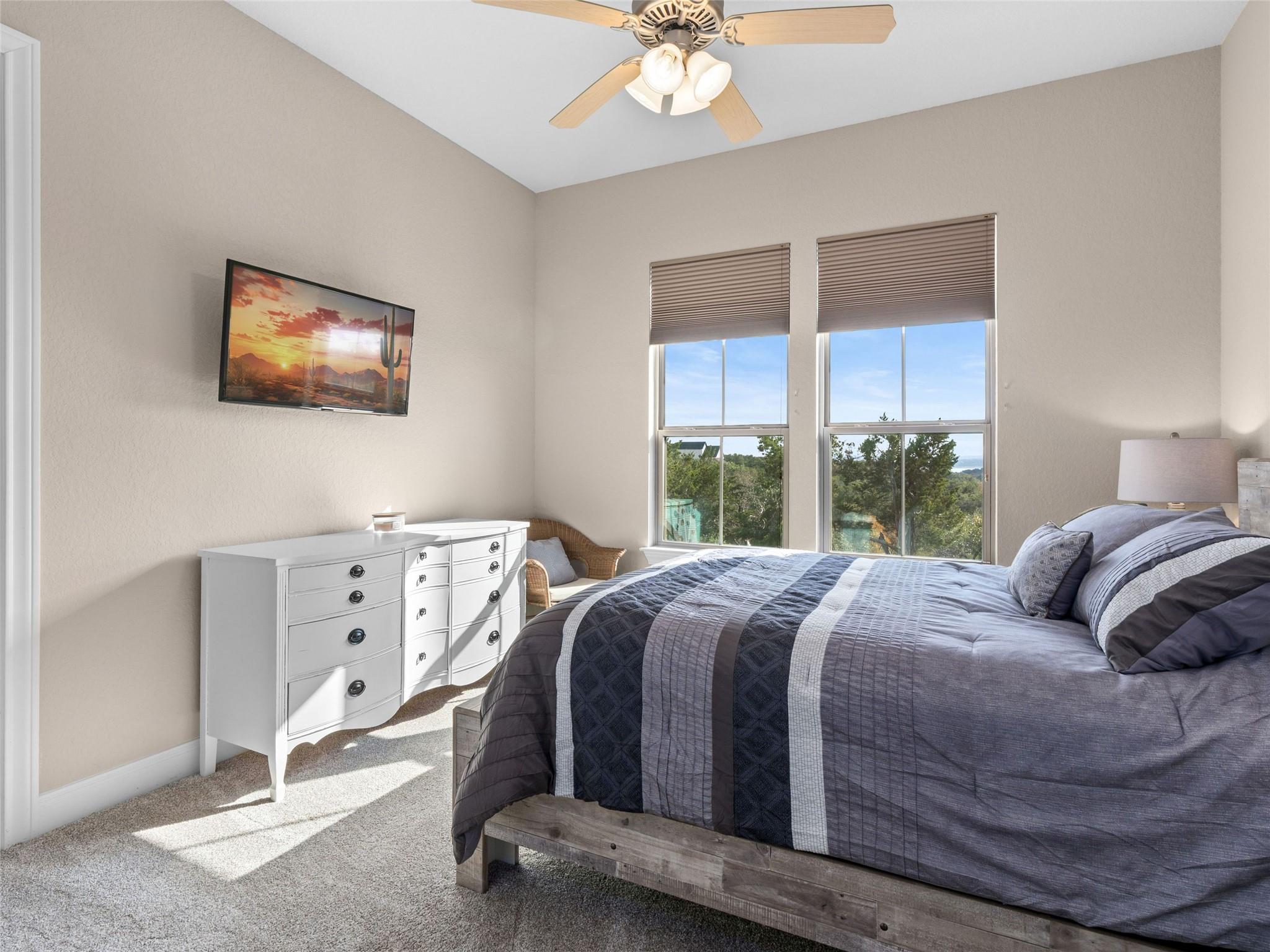 Image 19 of 39 For 1651 Lake Ridge Blvd