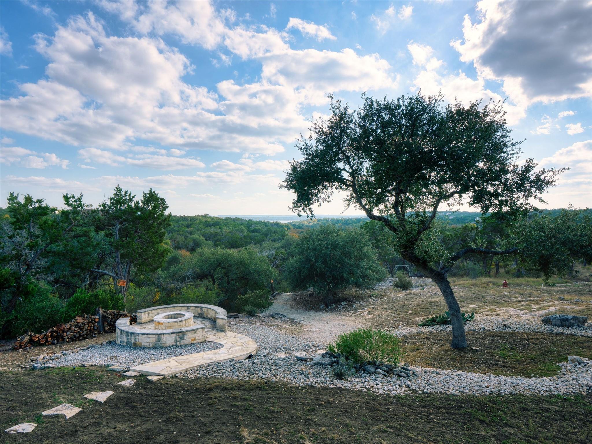 Image 26 of 39 For 1651 Lake Ridge Blvd