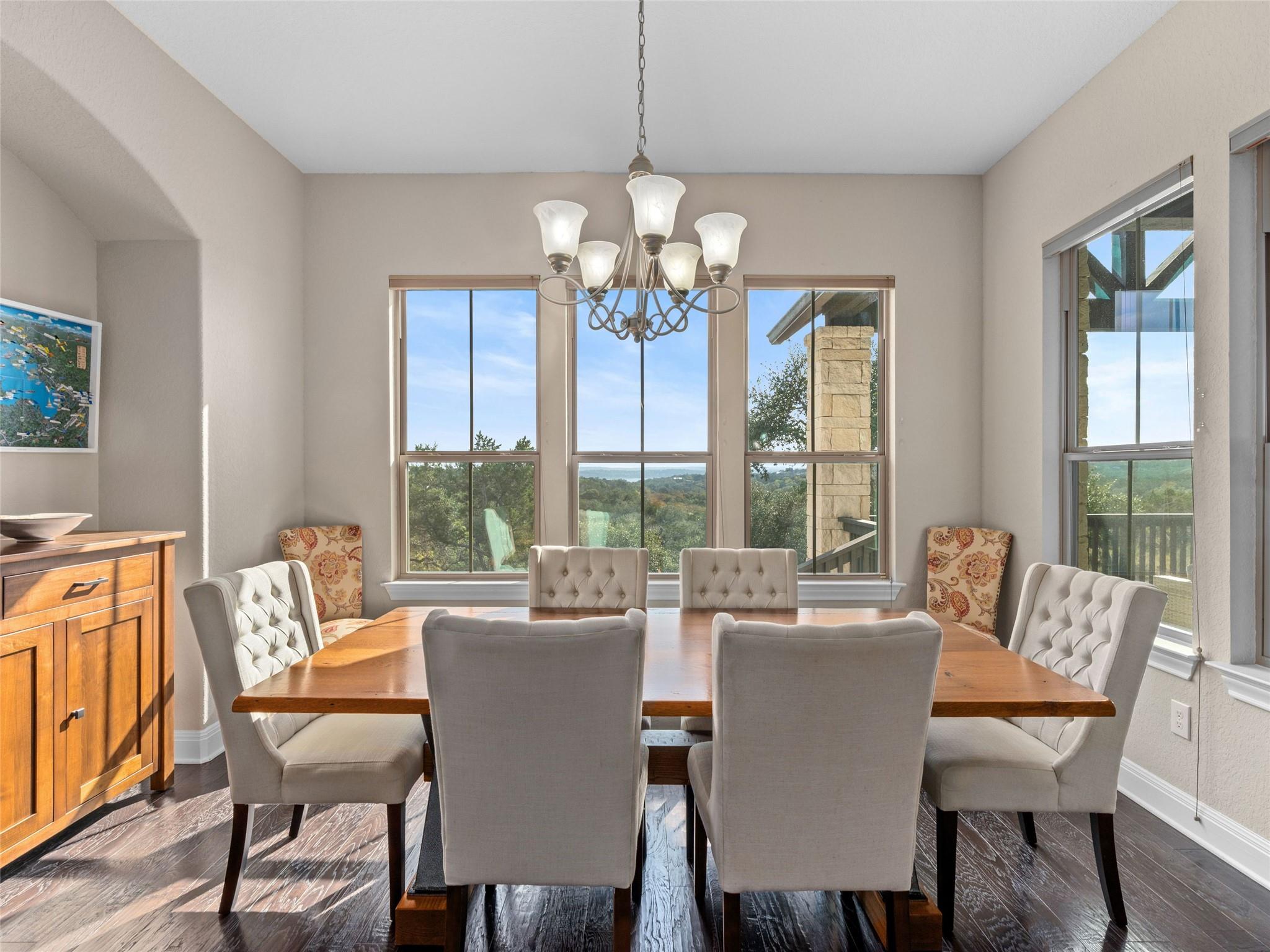 Image 8 of 39 For 1651 Lake Ridge Blvd