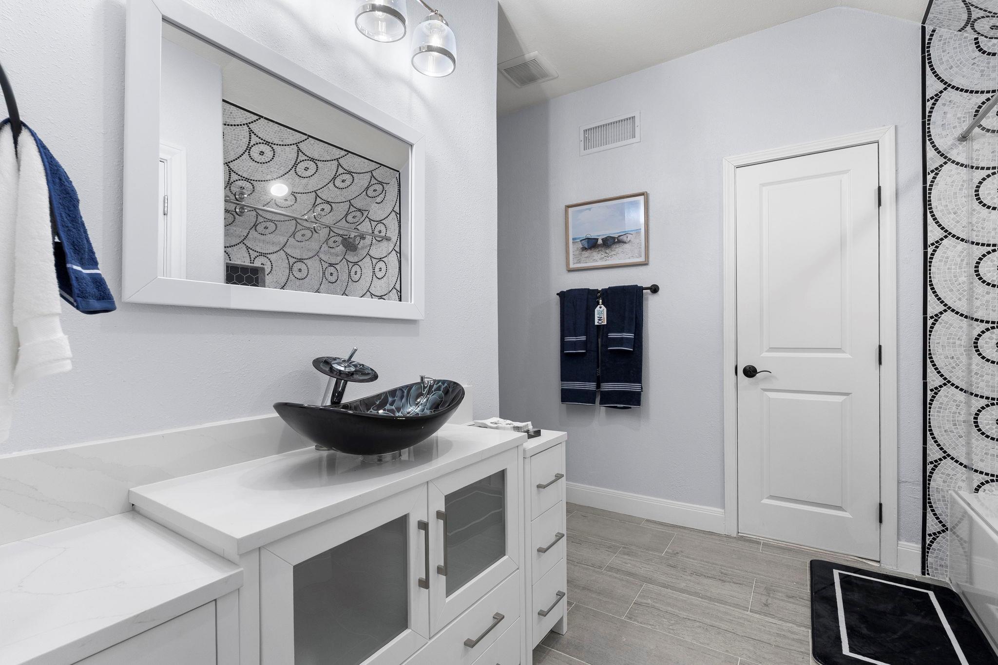 Image 15 of 40 For 2078 Connie Dr