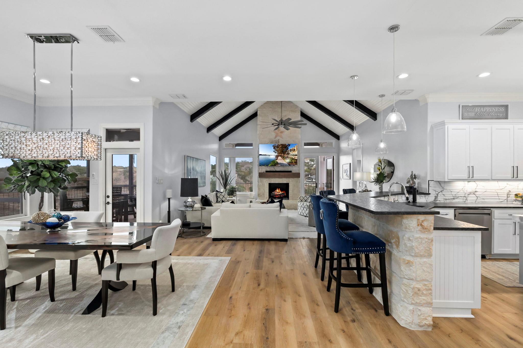 Image 2 of 40 For 2078 Connie Dr