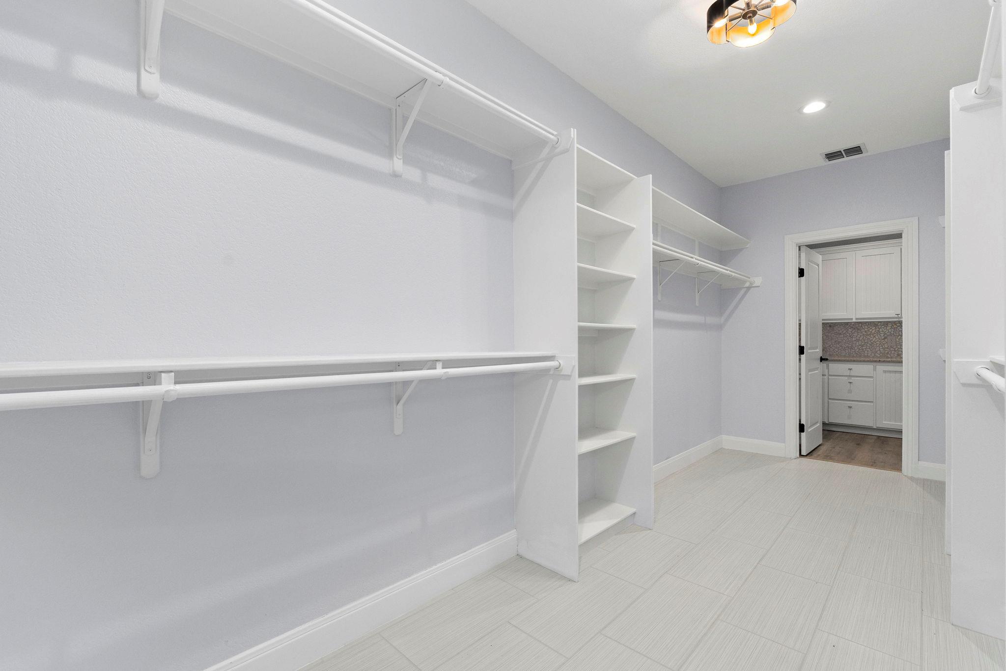 Image 26 of 40 For 2078 Connie Dr