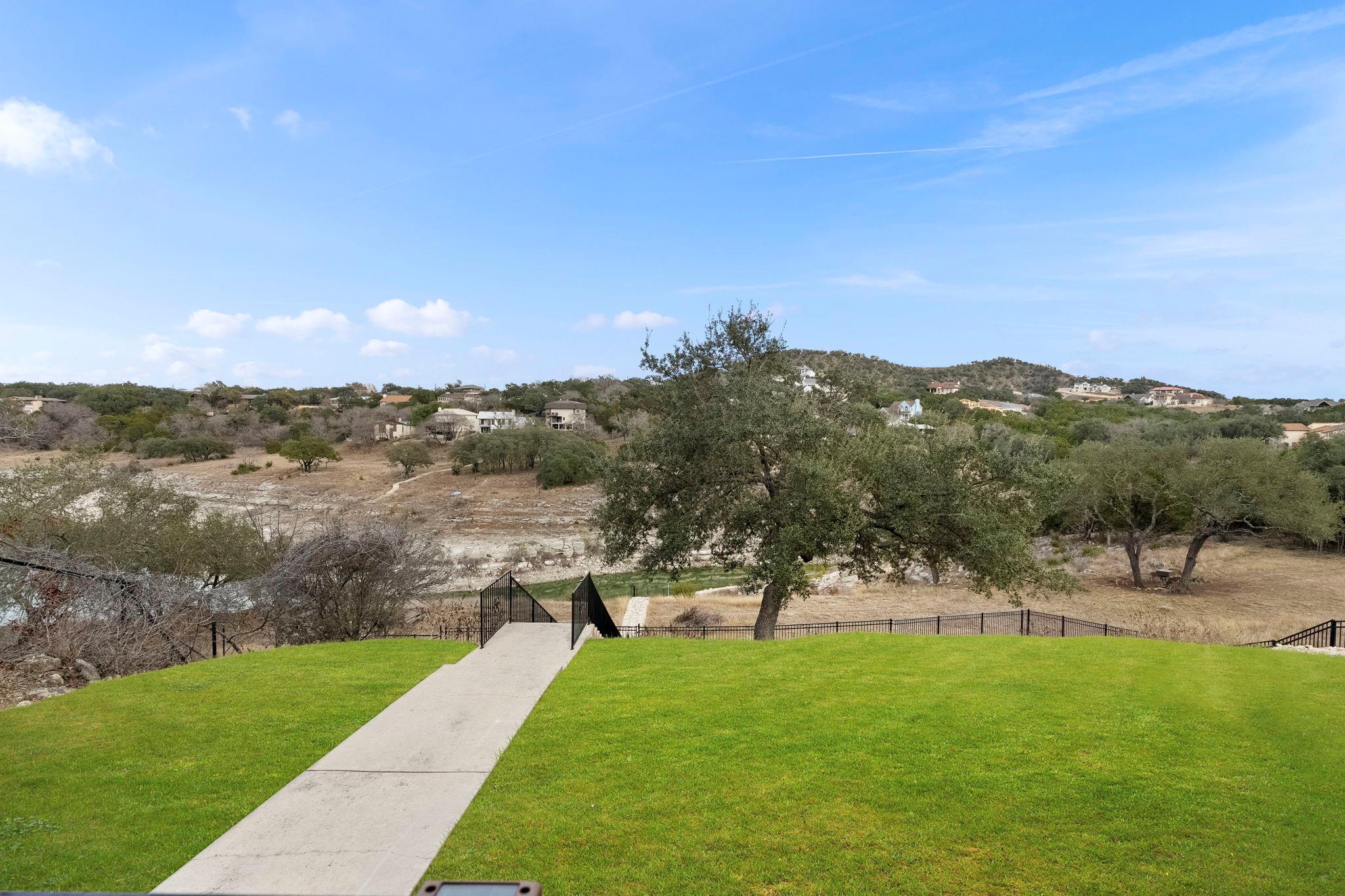 Image 37 of 40 For 2078 Connie Dr