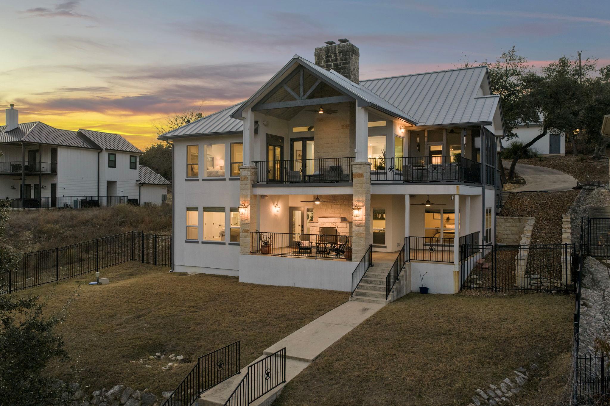 Image 4 of 40 For 2078 Connie Dr