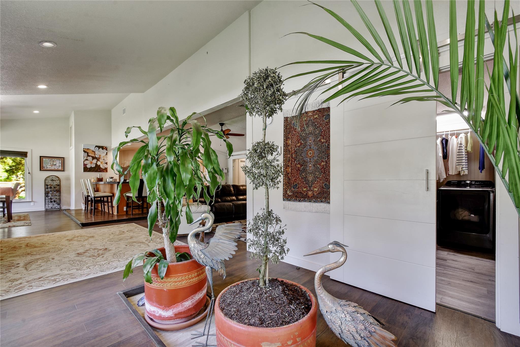 Image 12 of 36 For 1340 Hinch Dr