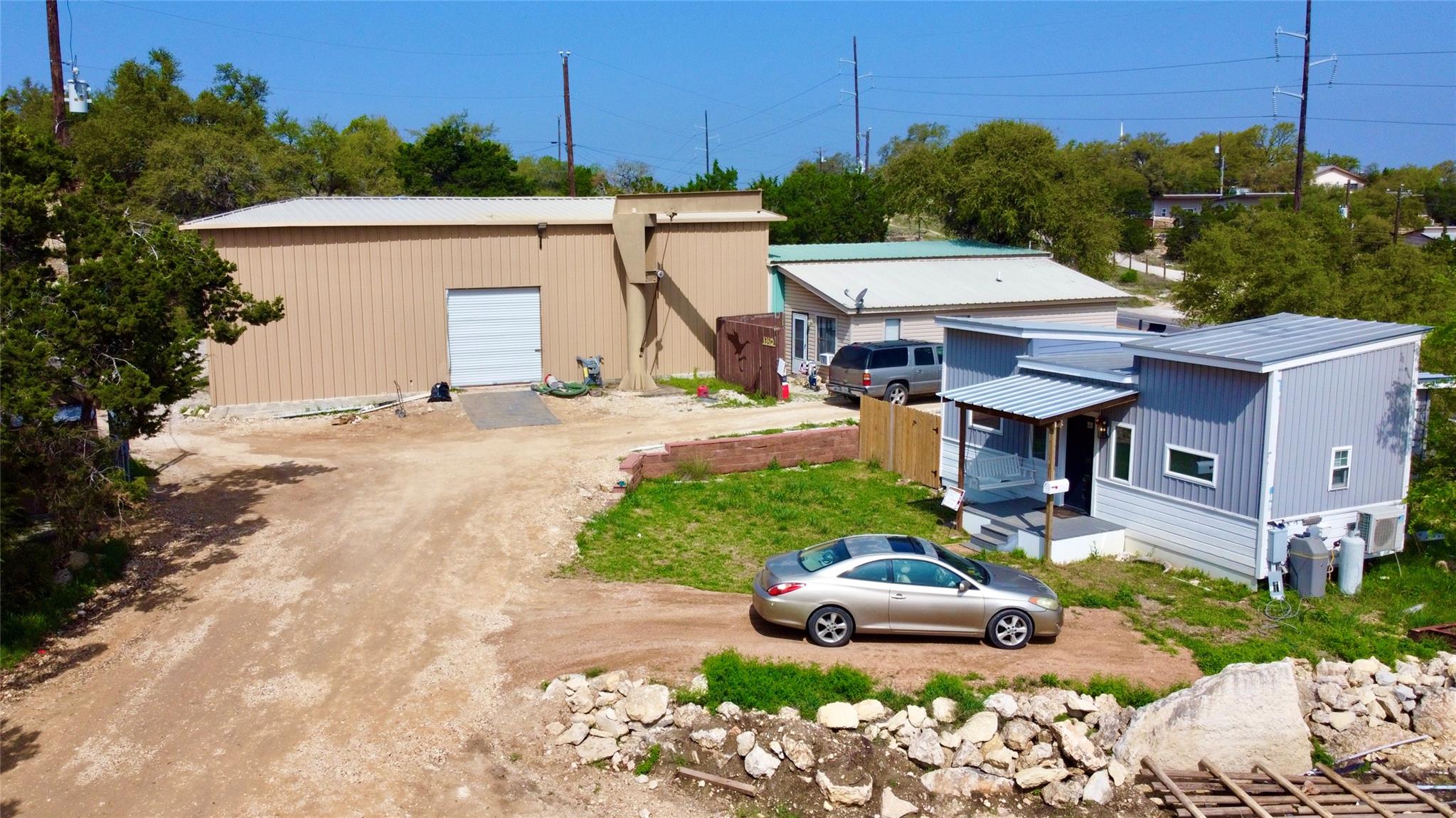Image 4 of 36 For 1340 Hinch Dr