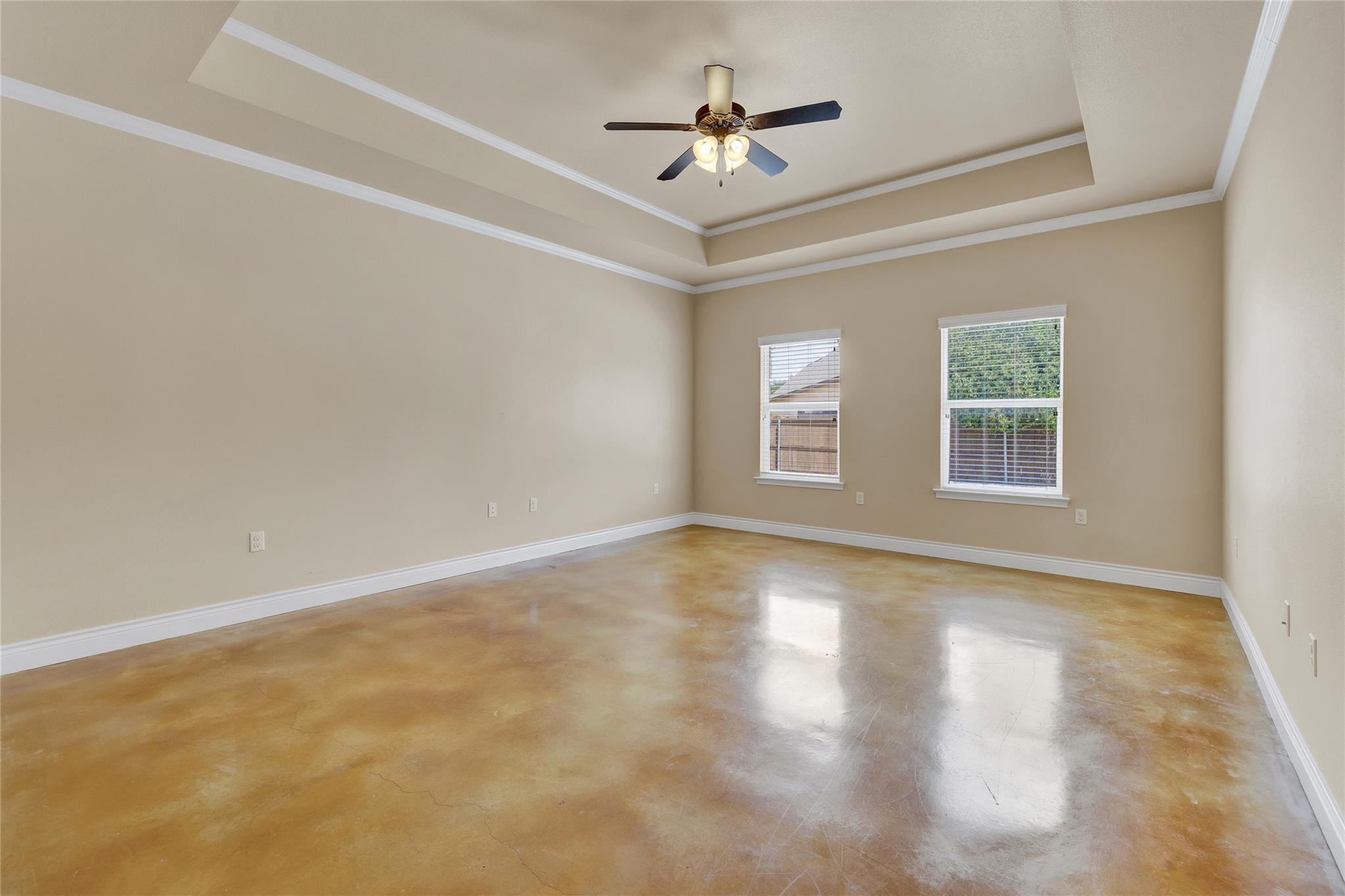 Image 16 of 31 For 944 Hudson Ln