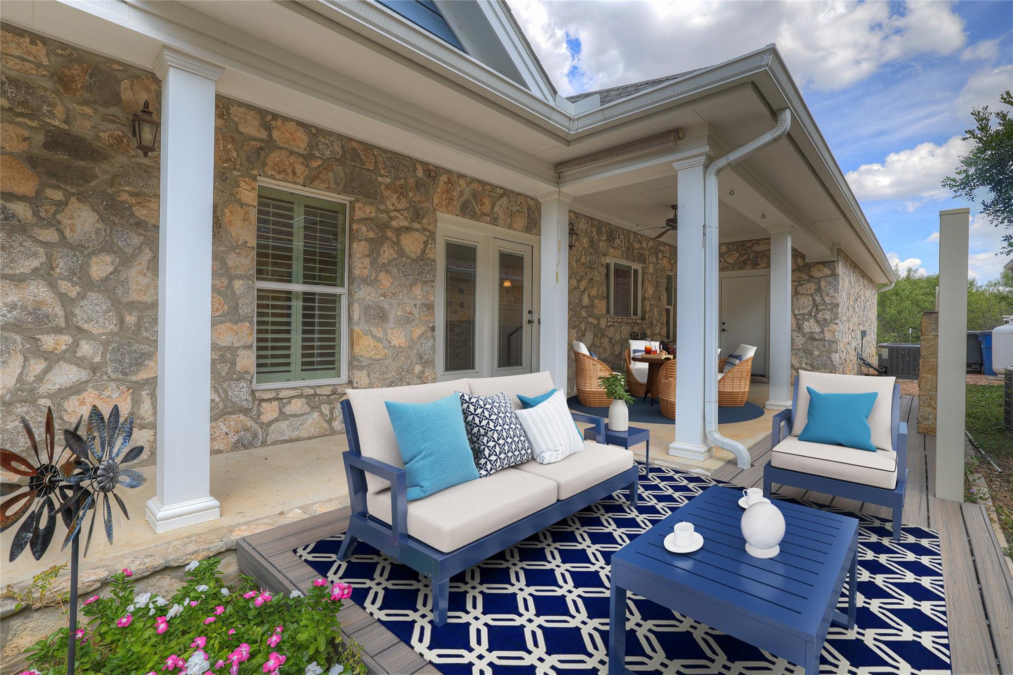 Image 26 of 31 For 944 Hudson Ln