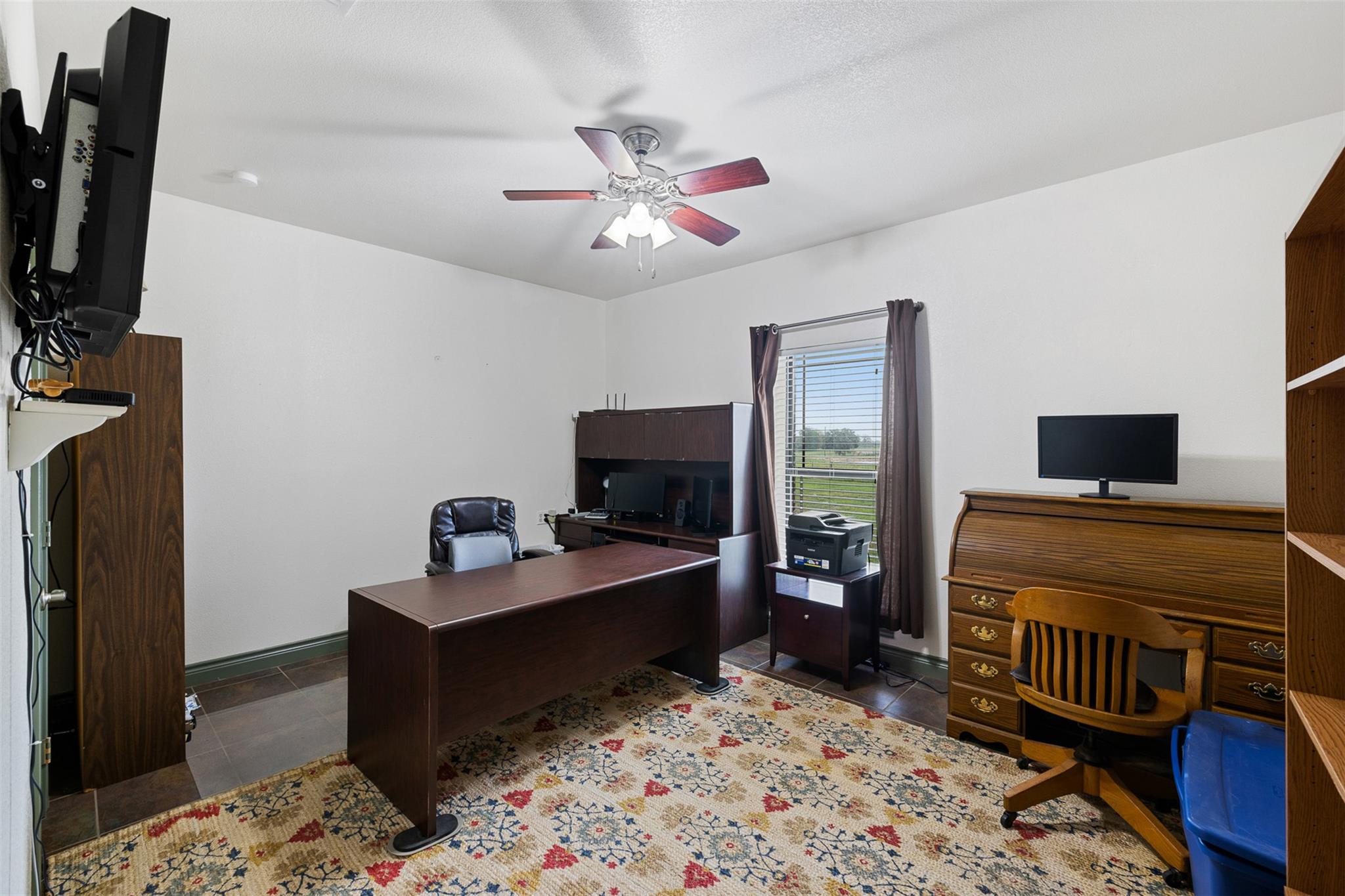 Image 15 of 21 For 1176 Private Road 5011