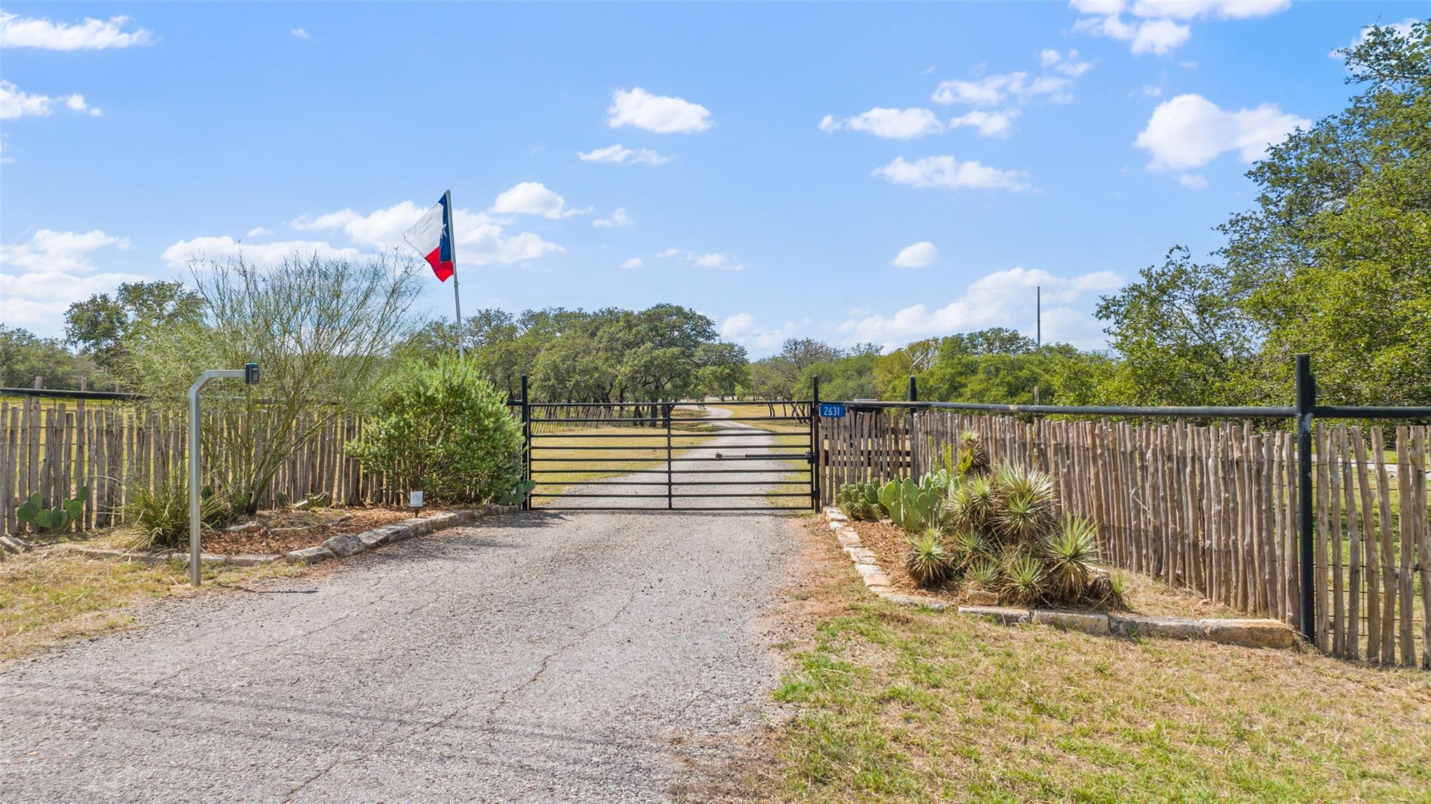 Details for 2631 Us Hwy 281, Johnson City, TX 78636